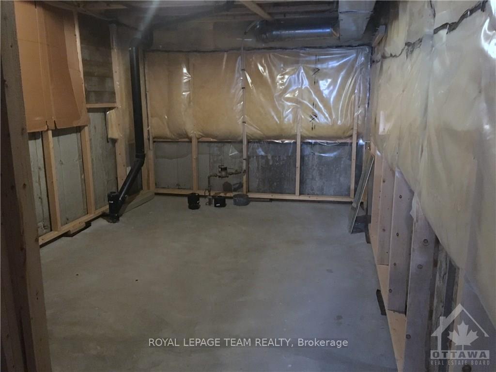 Photo 35 of 133 Forestbrook Street, Ottawa, Kanata - Morgan's Grant/South March — HOMEH