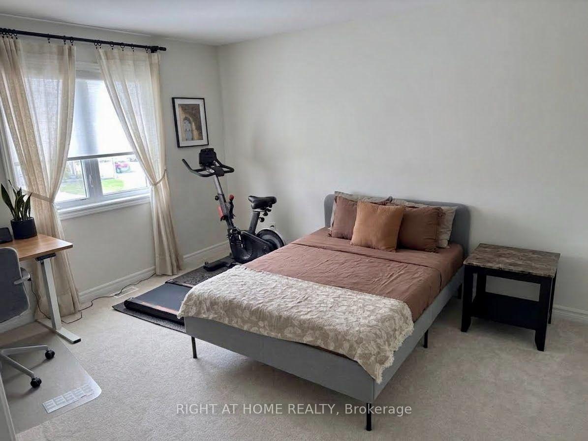 Photo 8 of 35 Douglas Brown Way, Arnprior, Arnprior — HOMEH