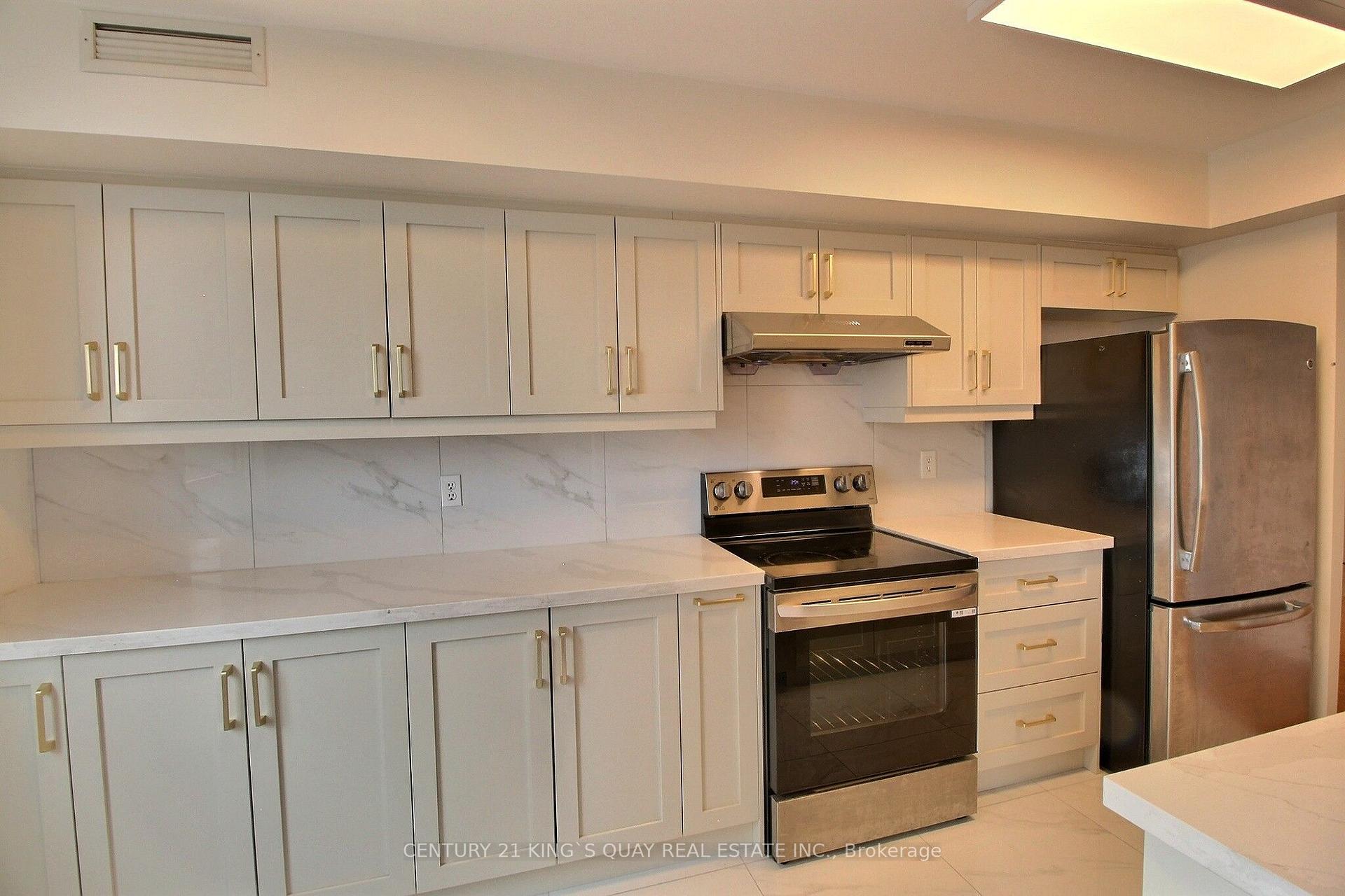 Photo 6 of Unit 1005, 18 Hillcrest Avenue, North York, Willowdale East — HOMEH