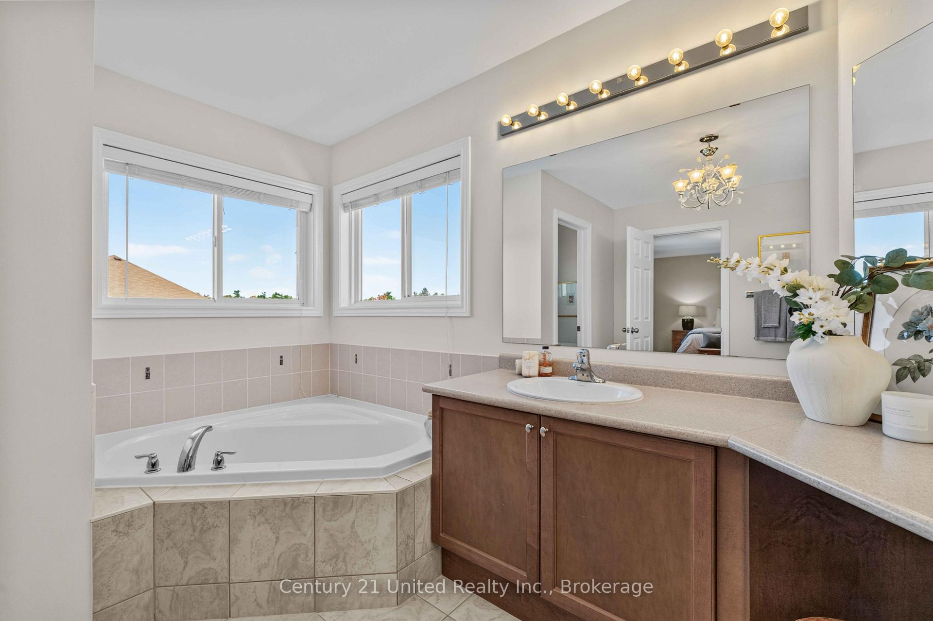 Photo 23 of 1453 Mcauliffe Lane, Peterborough, Ashburnham Ward 4 — HOMEH