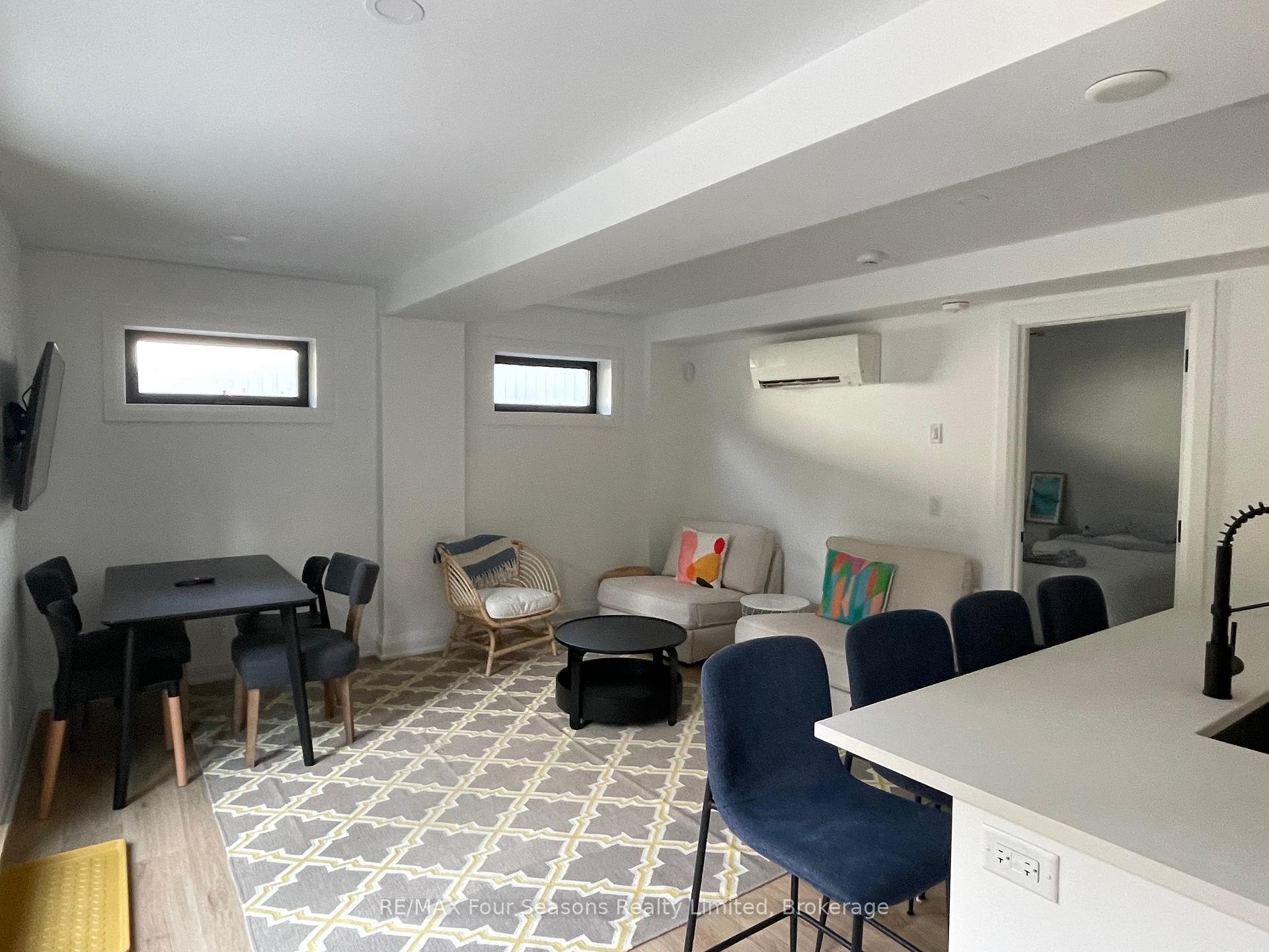 Photo 10 of 37B Silvercreek Drive, Collingwood — HOMEH