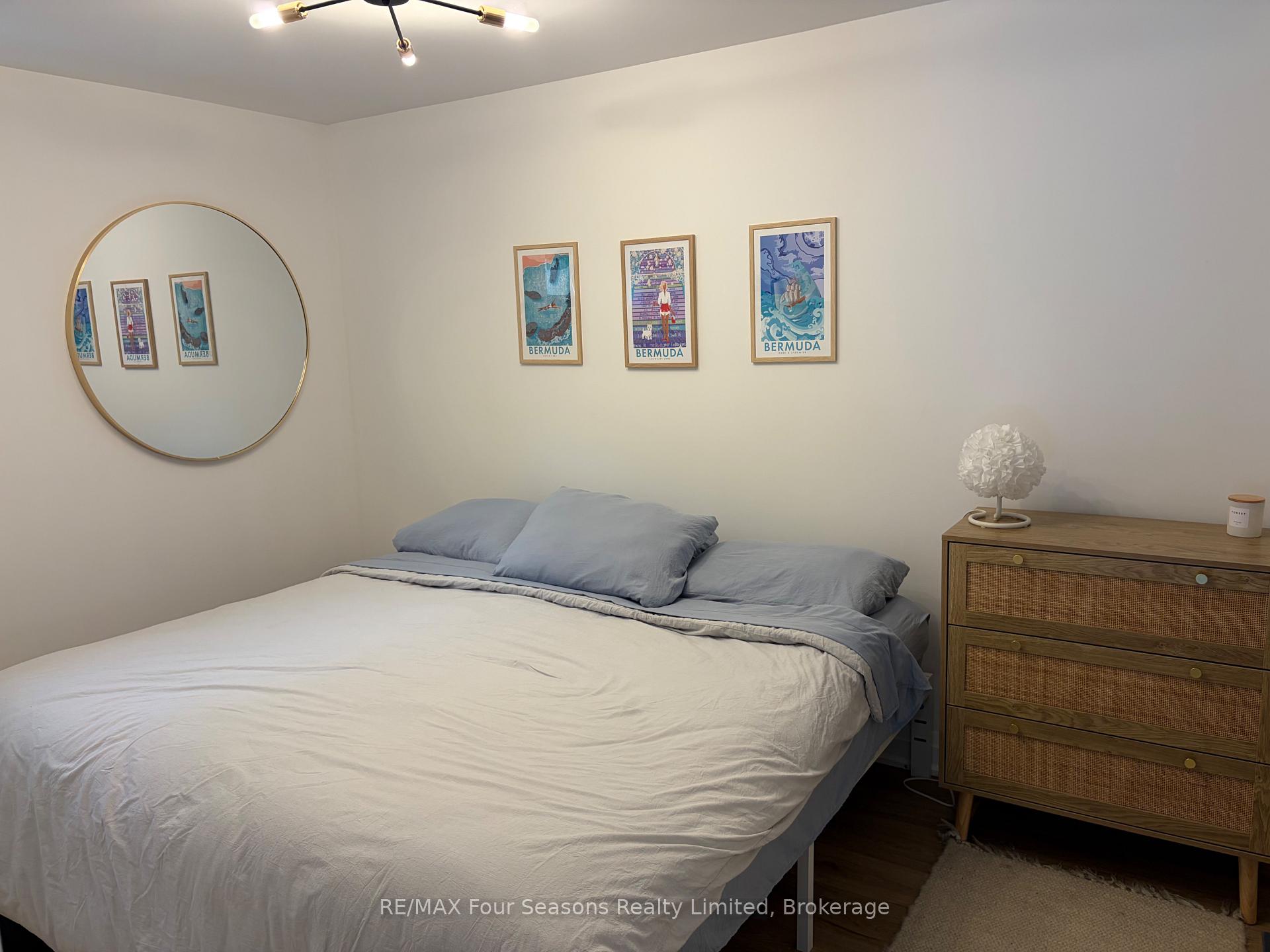 Photo 16 of 37B Silvercreek Drive, Collingwood — HOMEH