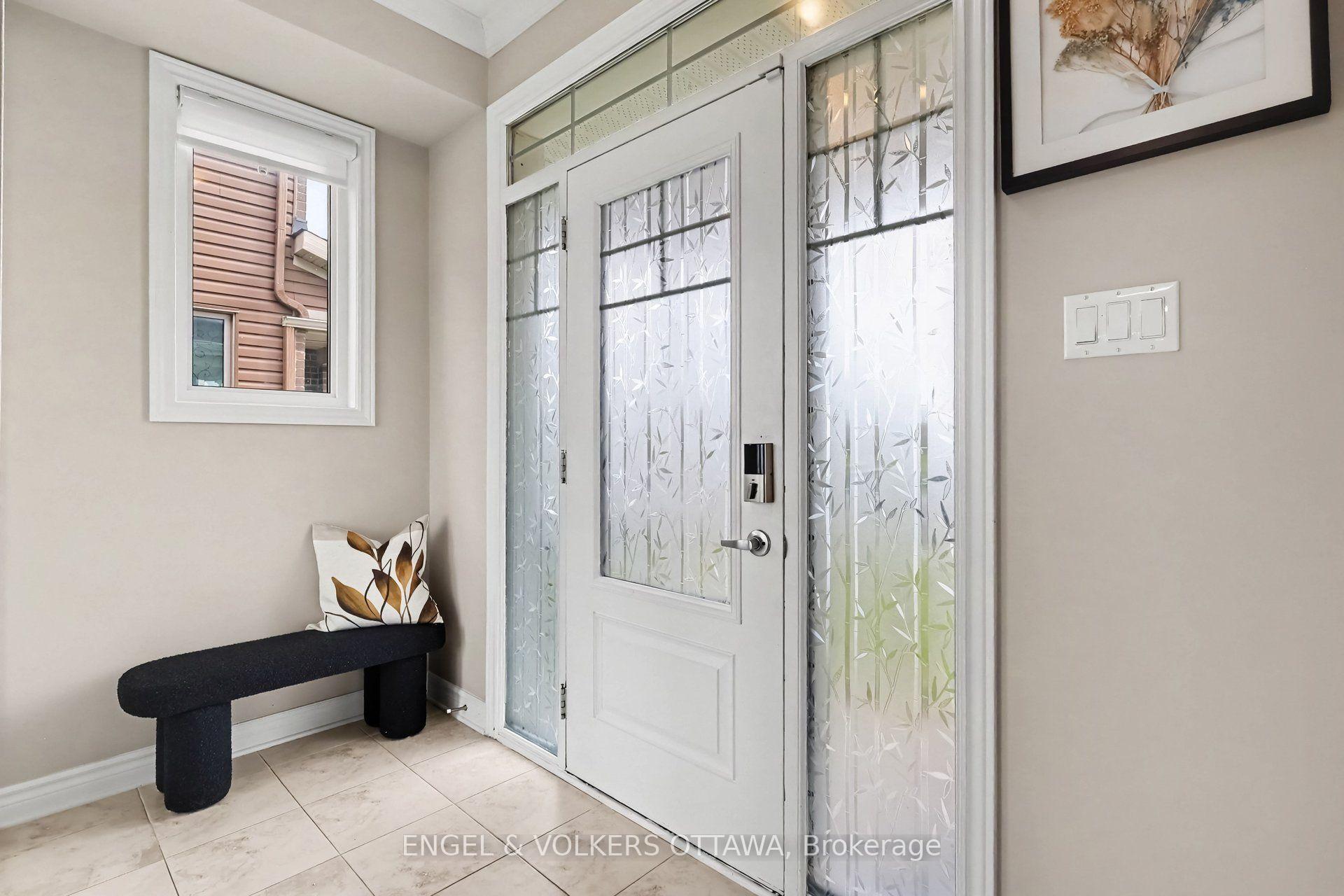 Photo 4 of 822 Clarity Avenue, Ottawa, Barrhaven - Heritage Park — HOMEH