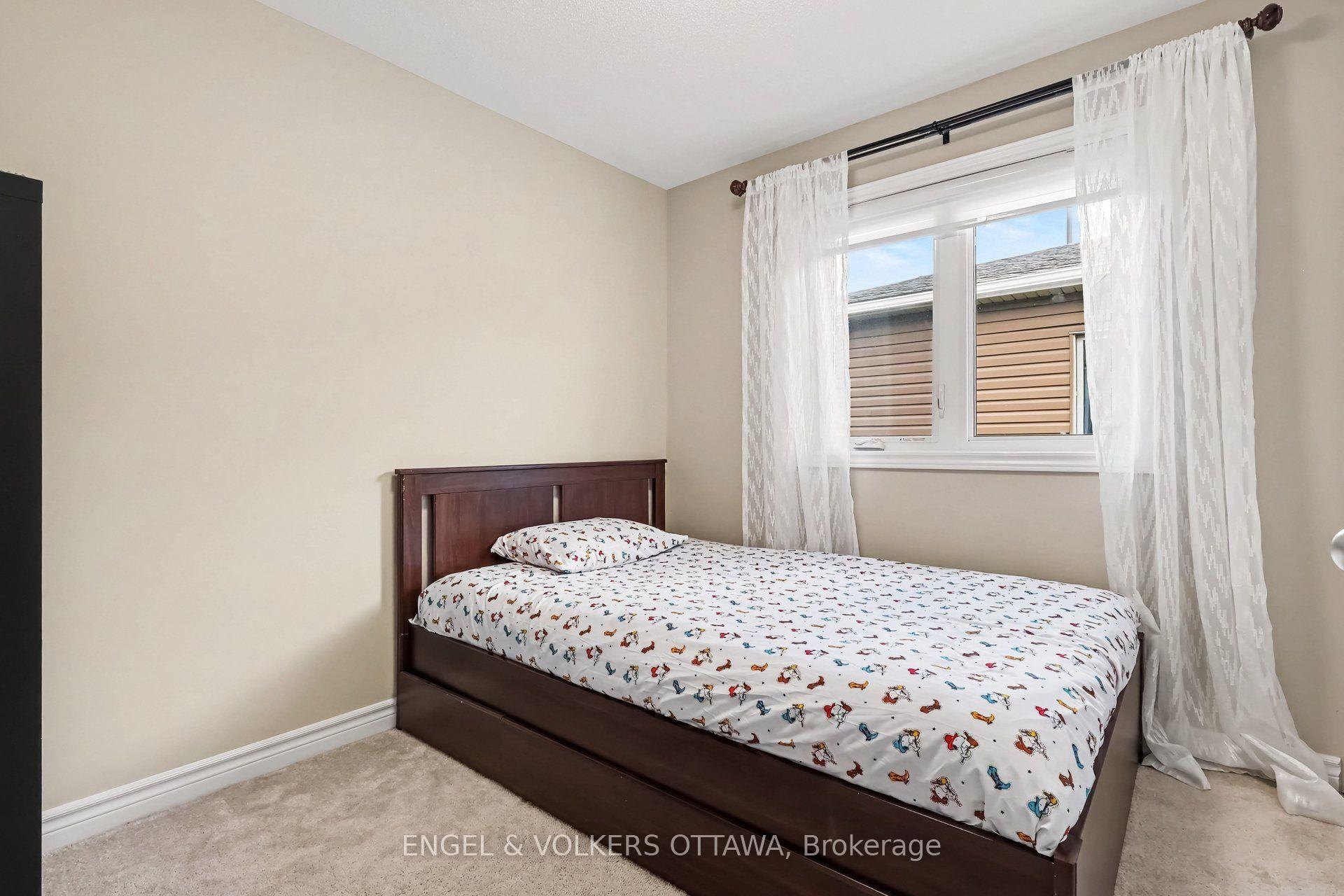 Photo 25 of 822 Clarity Avenue, Ottawa, Barrhaven - Heritage Park — HOMEH