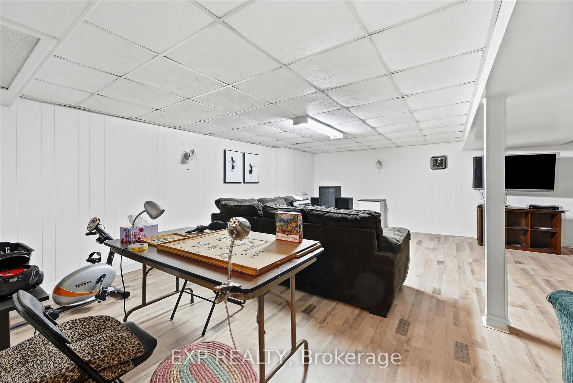 Photo 26 of 6495 Bracken Street, Niagara Falls, Morrison — HOMEH
