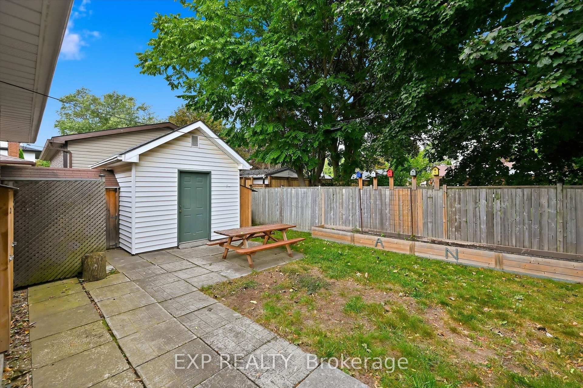Photo 35 of 6495 Bracken Street, Niagara Falls, Morrison — HOMEH