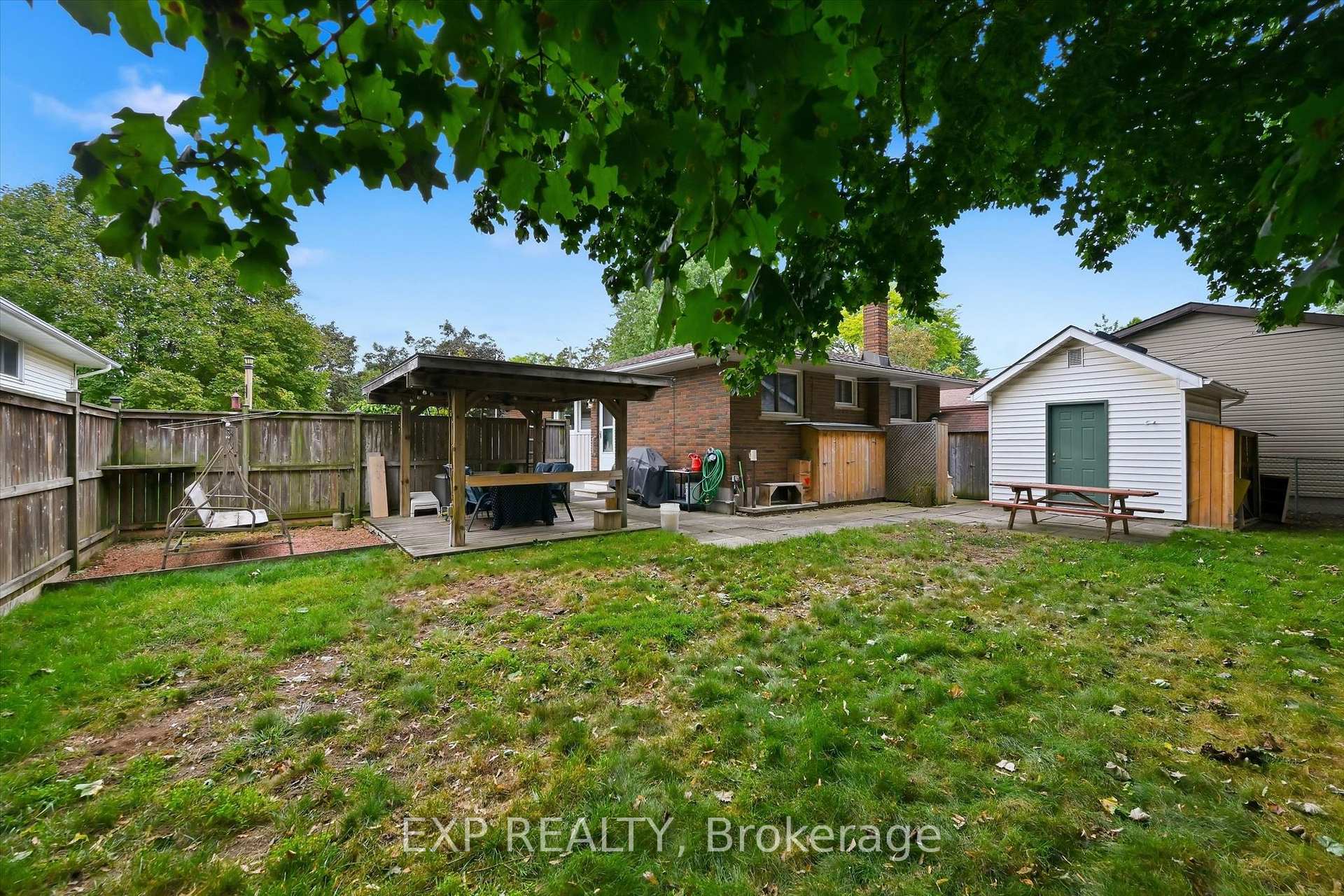 Photo 37 of 6495 Bracken Street, Niagara Falls, Morrison — HOMEH