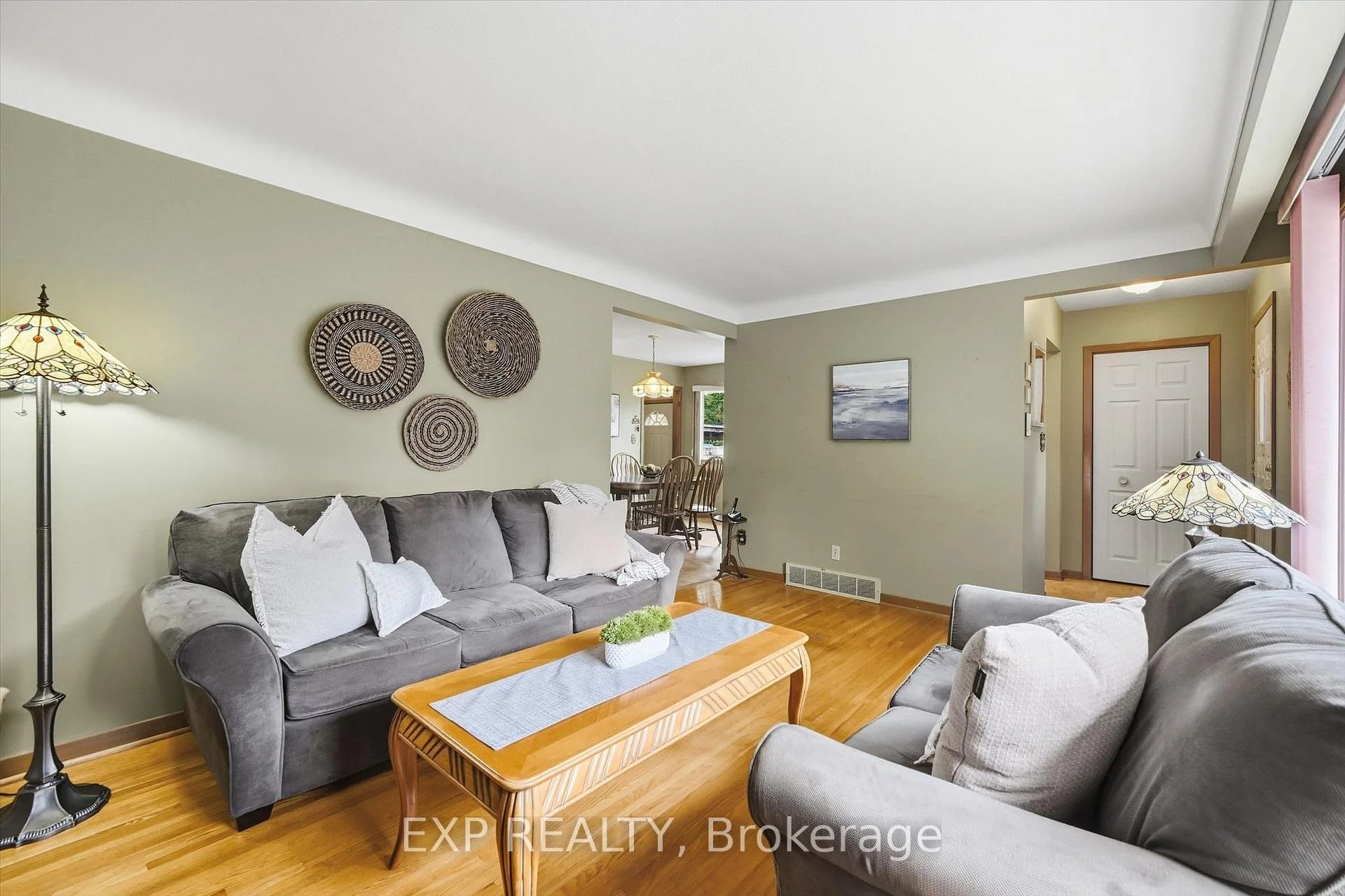 Photo 9 of 6495 Bracken Street, Niagara Falls, Morrison — HOMEH