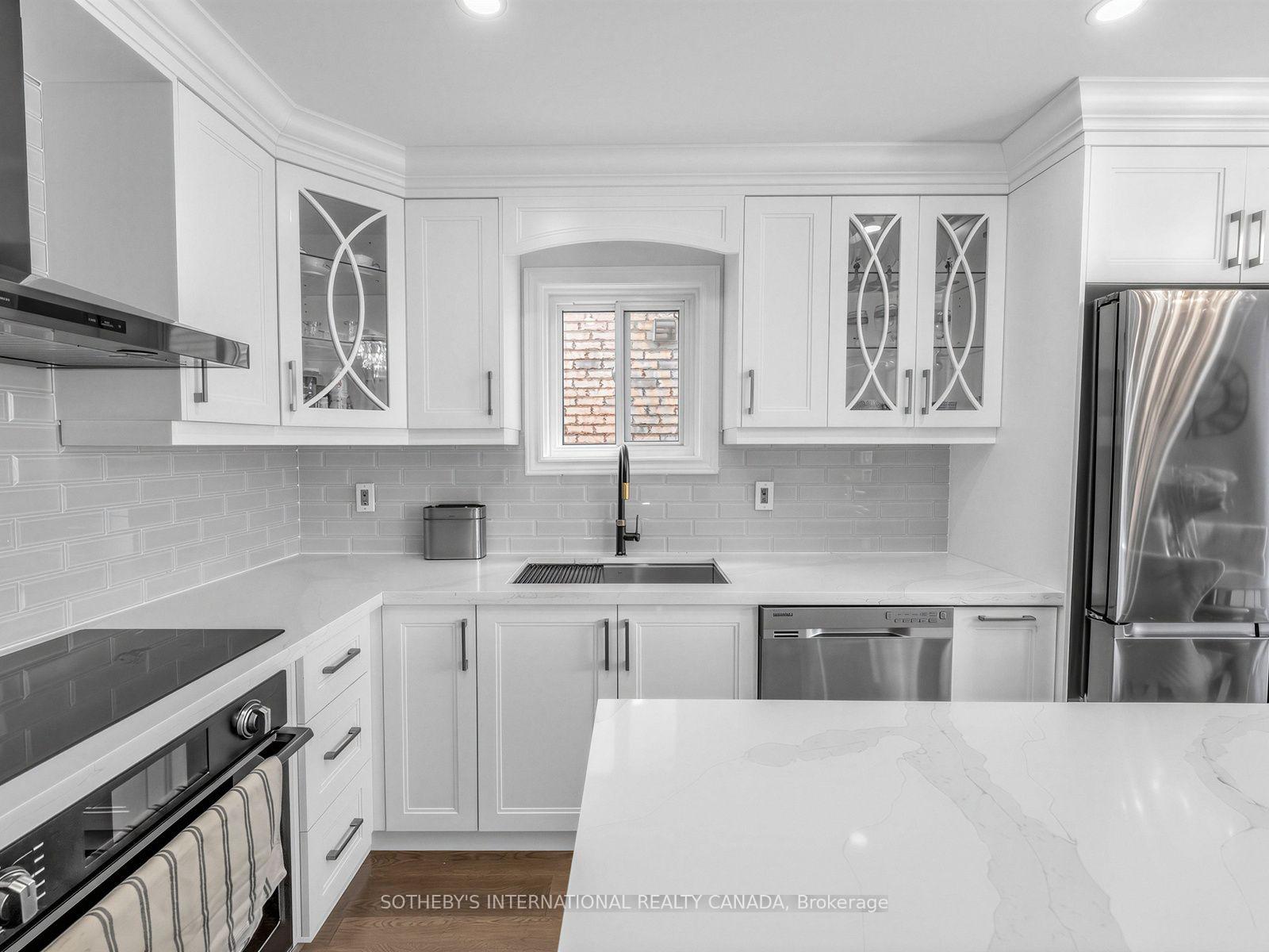 Photo 18 of 668 Driftcurrent Road, Mississauga, Hurontario — HOMEH