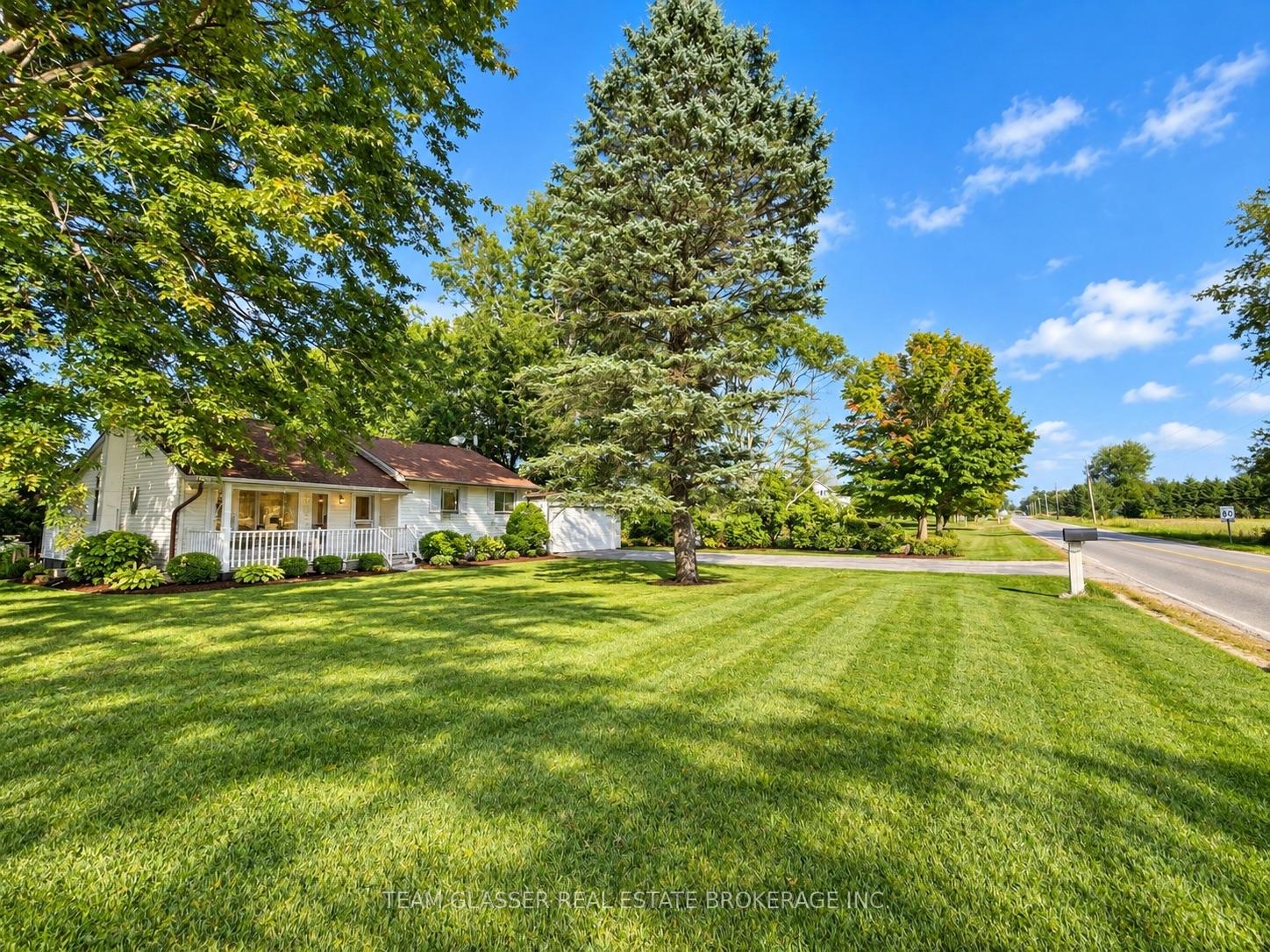 Photo 3 of 23014 Springwell Road, Strathroy-Caradoc, Rural Strathroy-Caradoc — HOMEH