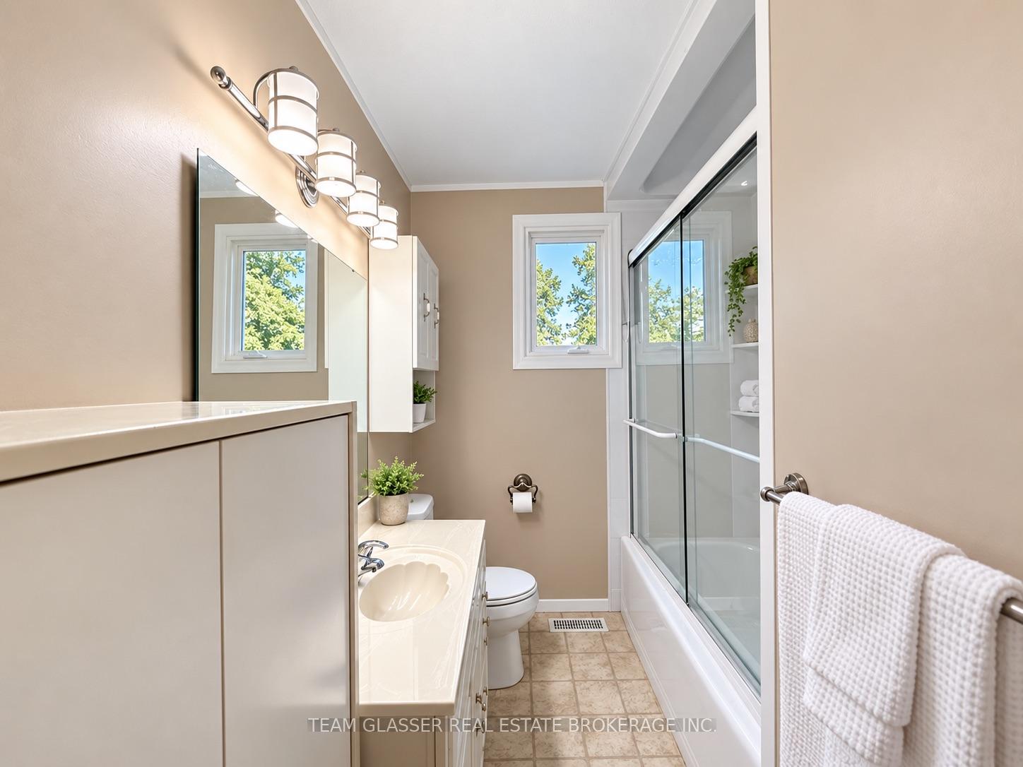 Photo 15 of 23014 Springwell Road, Strathroy-Caradoc, Rural Strathroy-Caradoc — HOMEH