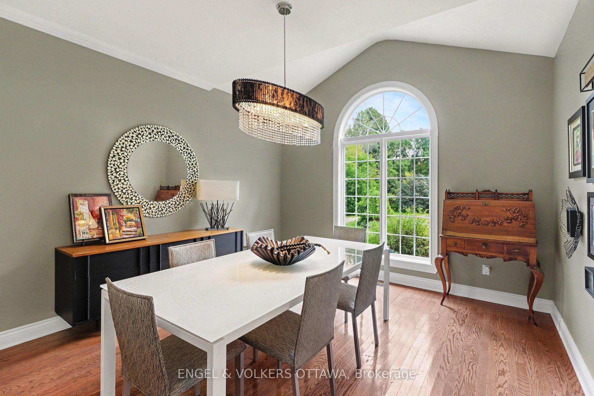 Photo 12 of 6235 Deermeadow Drive, Ottawa, Greely — HOMEH