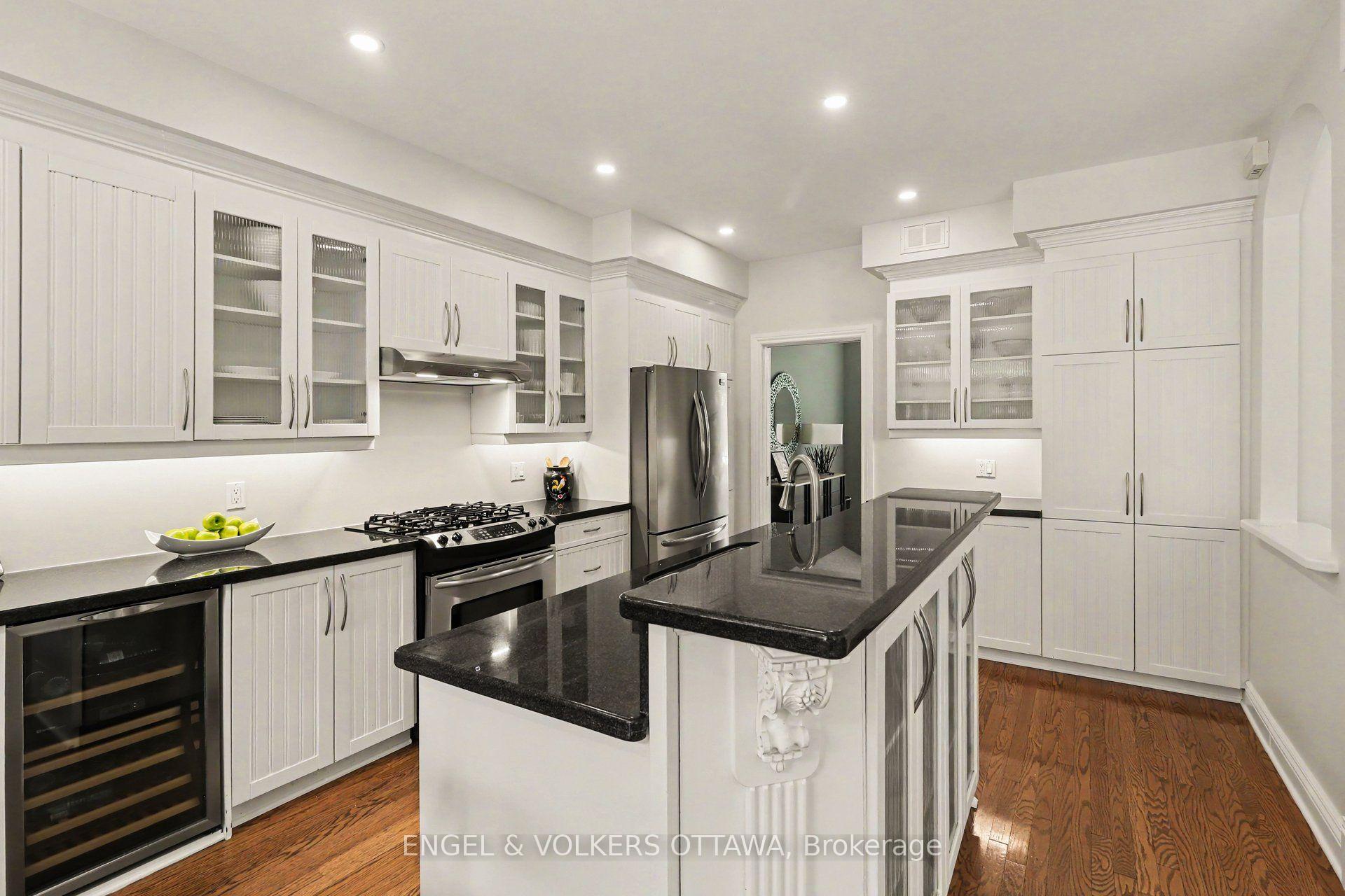 Photo 13 of 6235 Deermeadow Drive, Ottawa, Greely — HOMEH