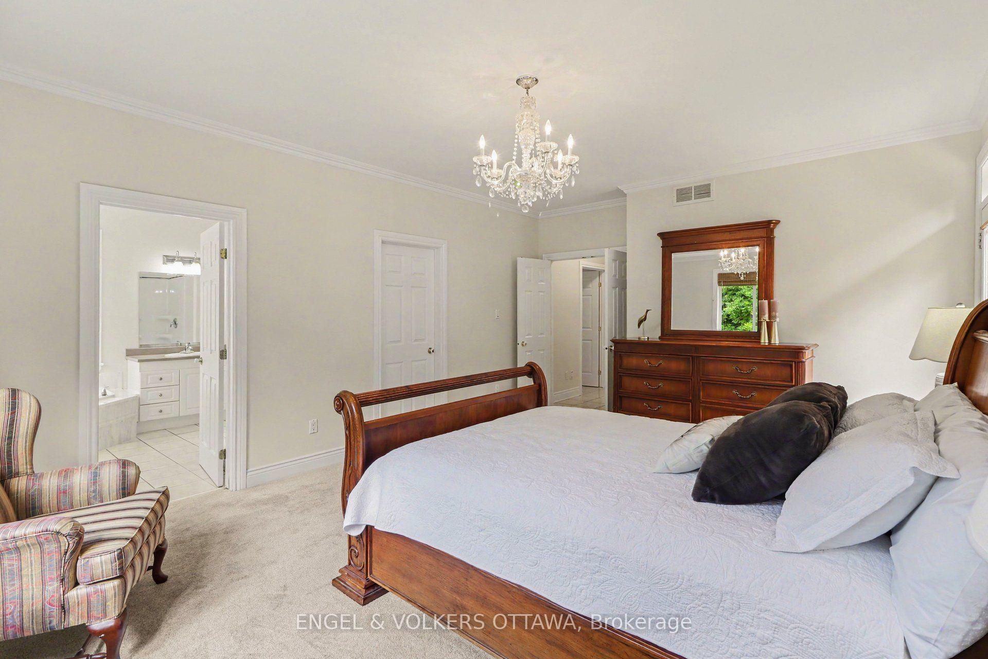 Photo 19 of 6235 Deermeadow Drive, Ottawa, Greely — HOMEH