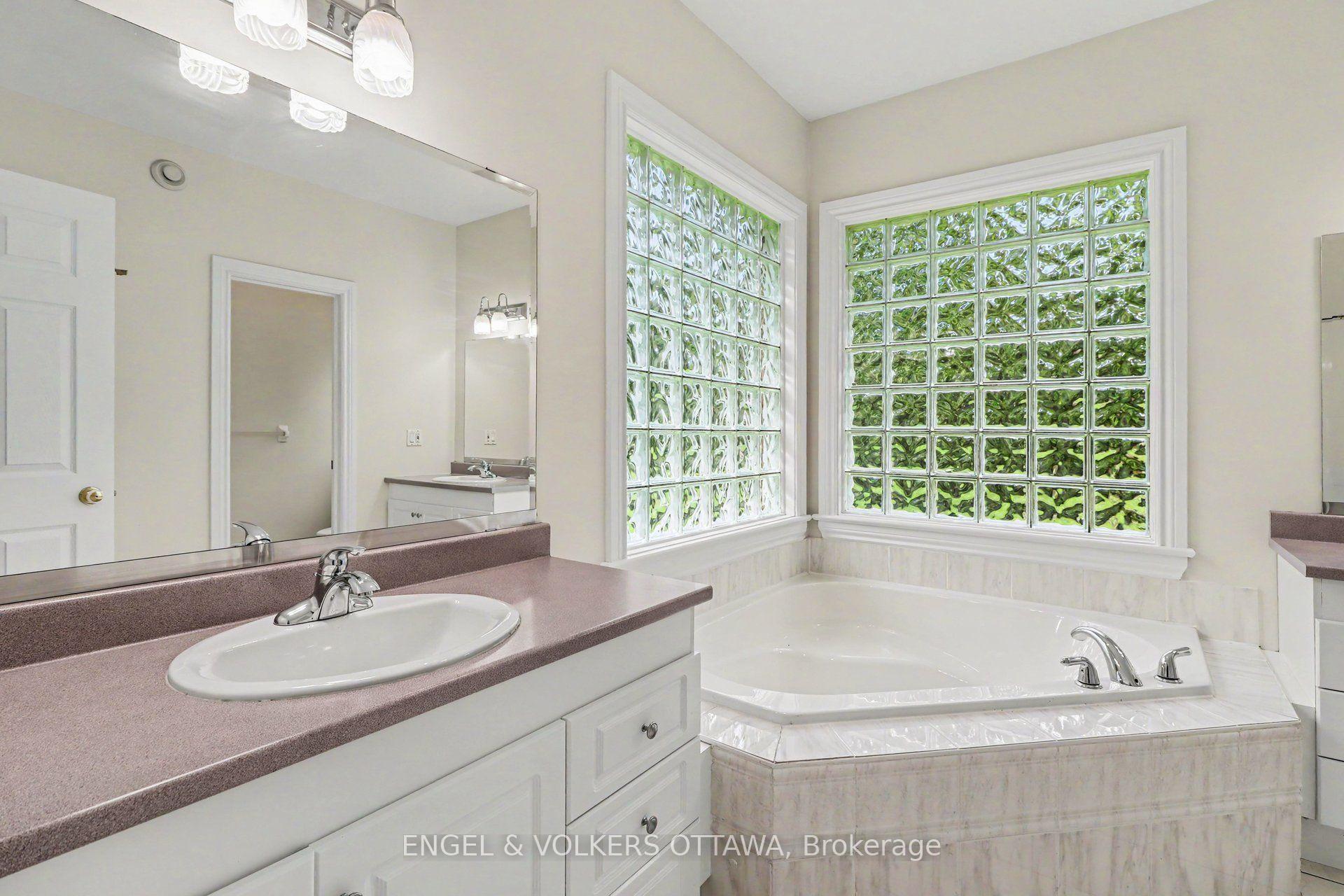 Photo 20 of 6235 Deermeadow Drive, Ottawa, Greely — HOMEH