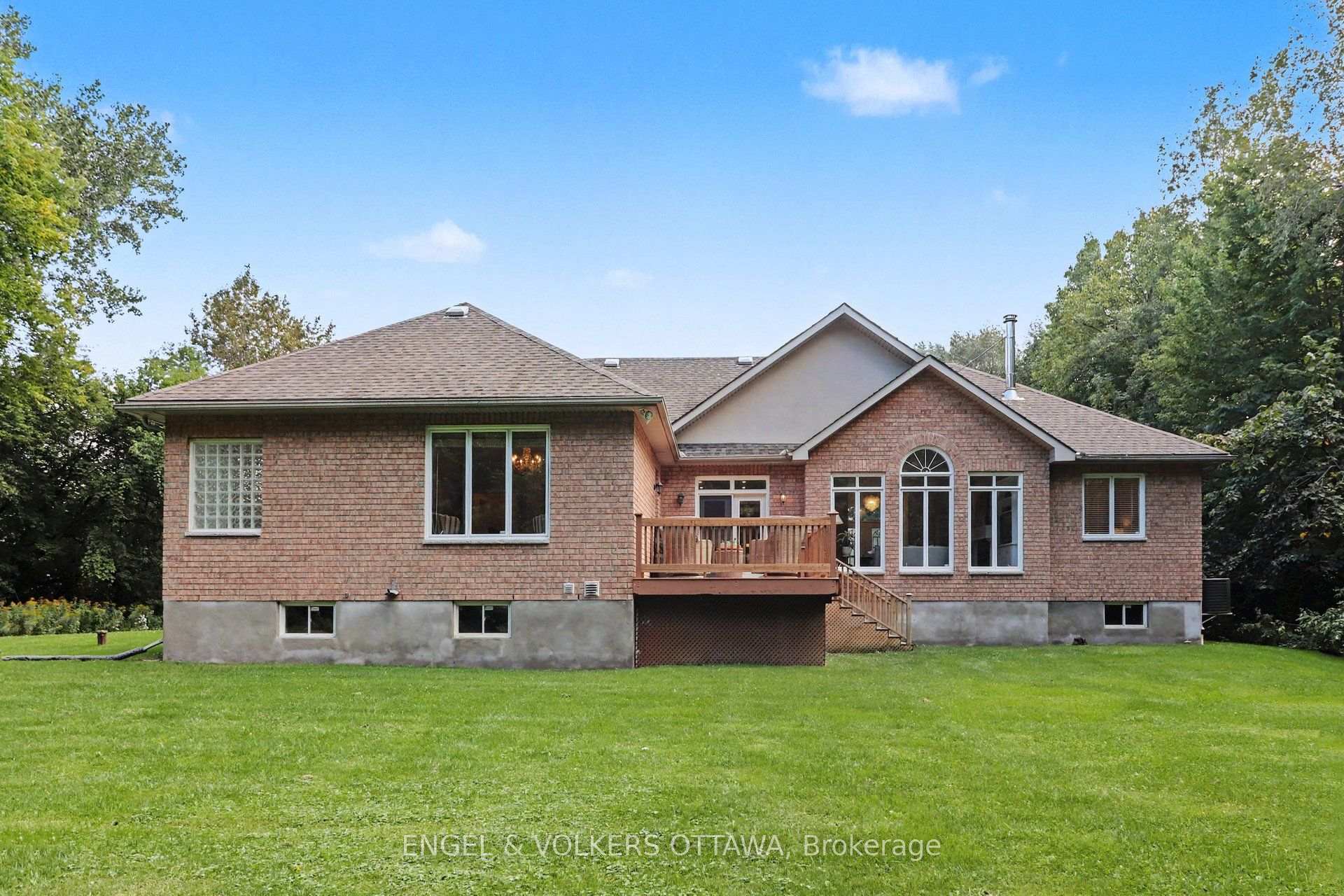 Photo 32 of 6235 Deermeadow Drive, Ottawa, Greely — HOMEH