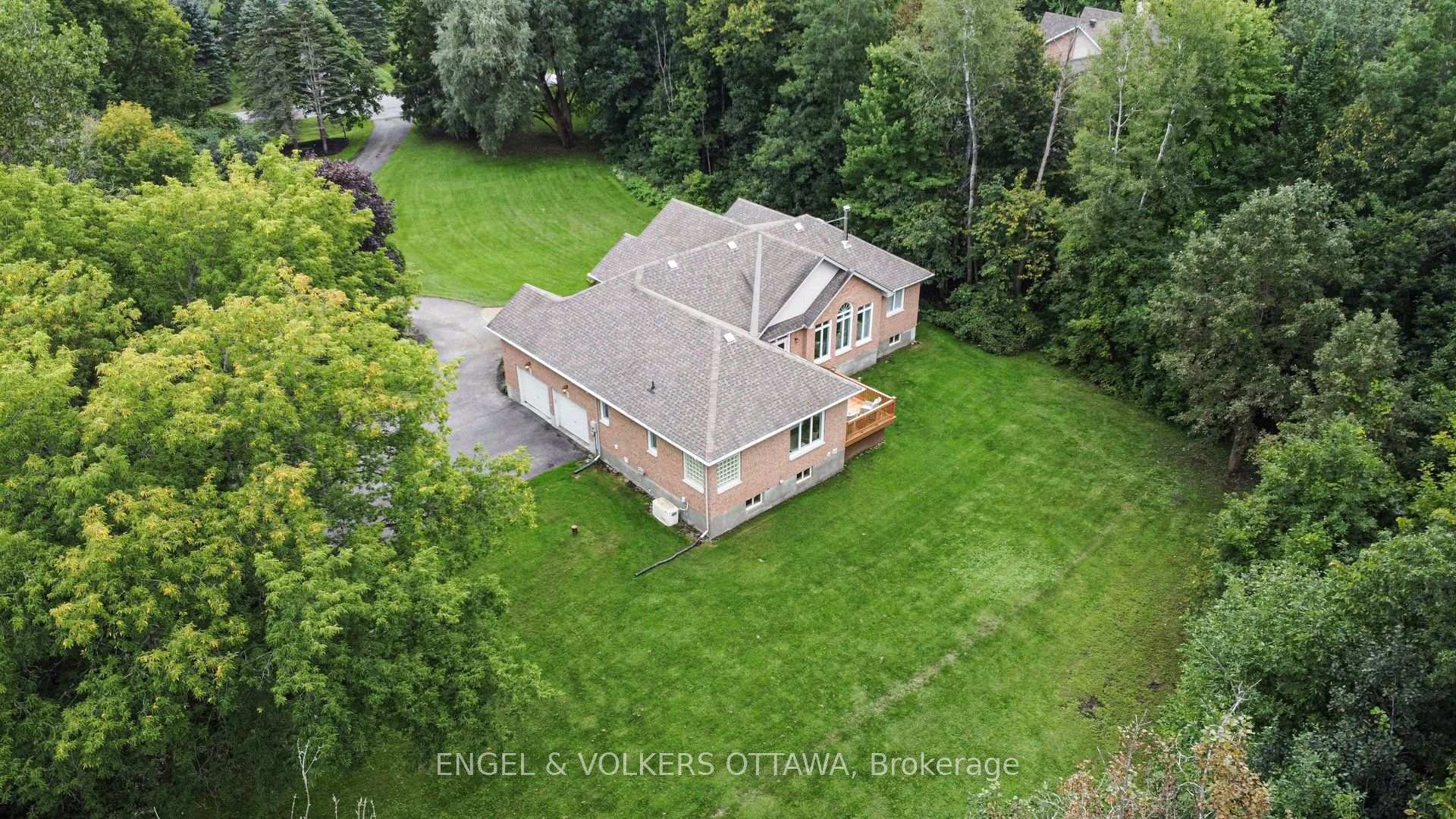Photo 39 of 6235 Deermeadow Drive, Ottawa, Greely — HOMEH