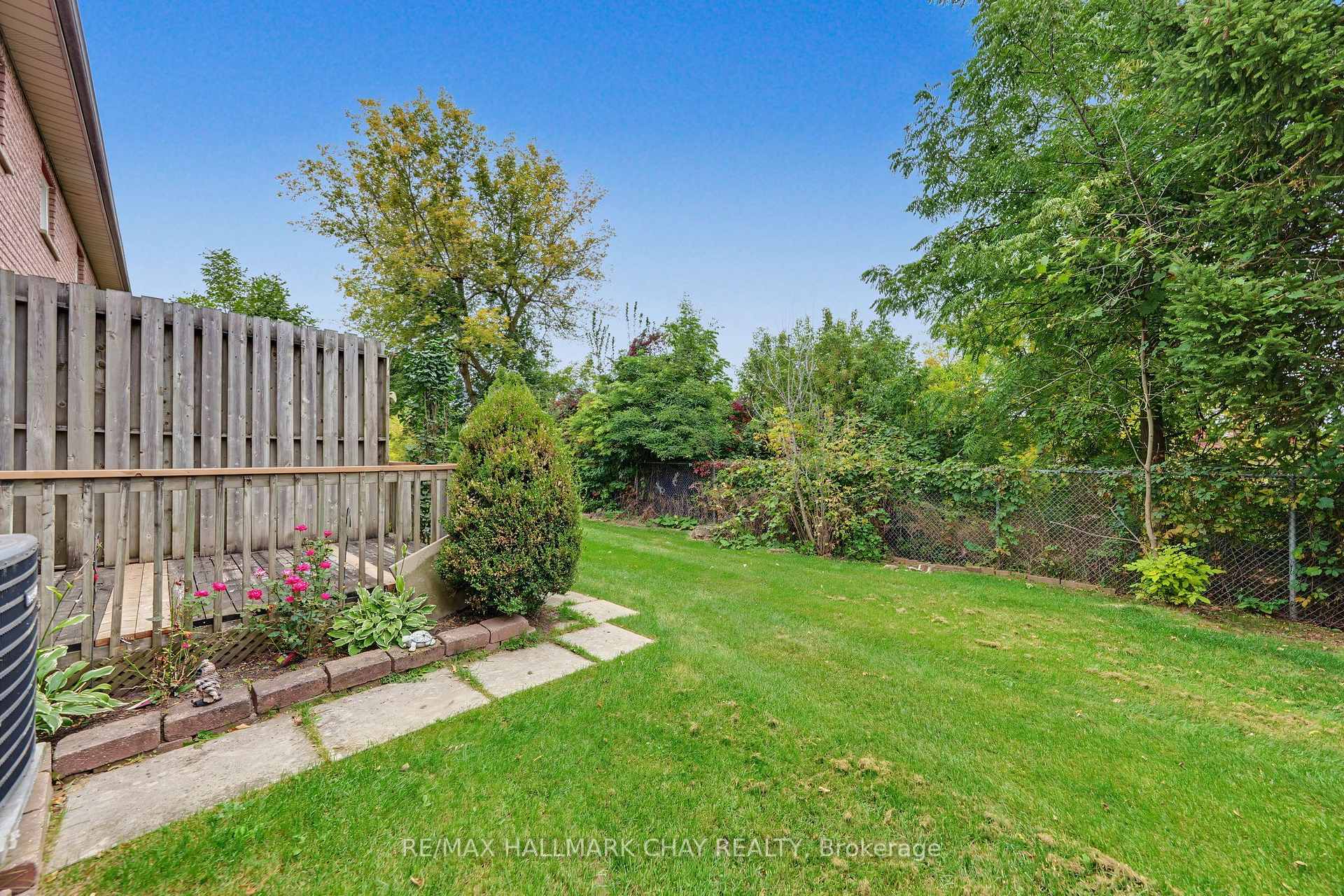 Photo 20 of 55 Riverley Lane, New Tecumseth, Alliston — HOMEH