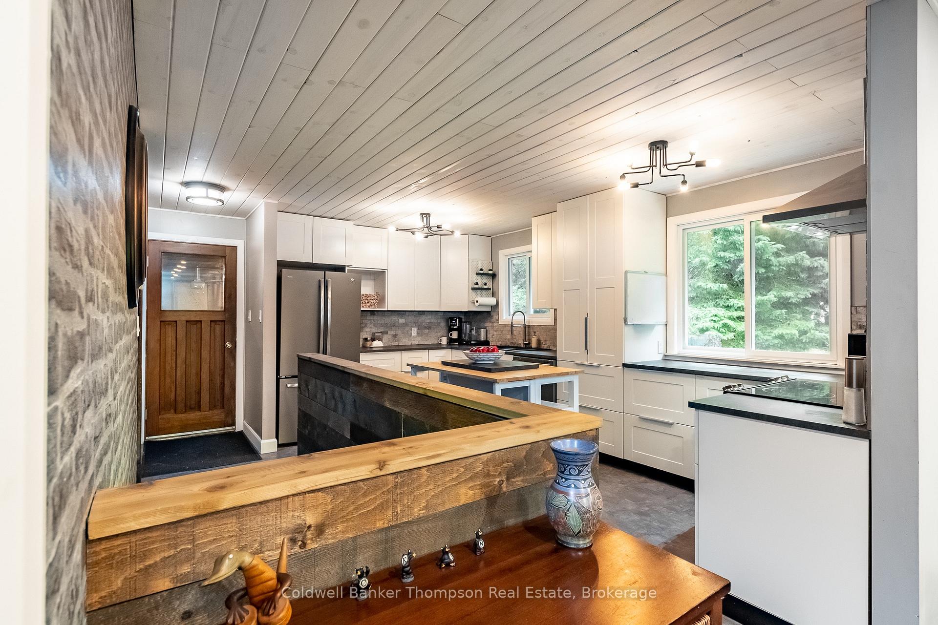 Photo 5 of 196 Sinclair Road, Huntsville, Chaffey — HOMEH