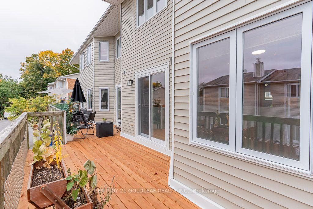 Photo 11 of 1137 Chimney Hill Way, Ottawa, Cardinal Heights — HOMEH