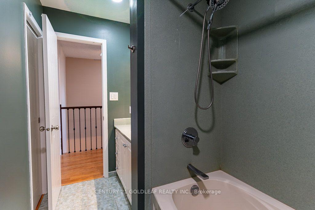 Photo 34 of 1137 Chimney Hill Way, Ottawa, Cardinal Heights — HOMEH