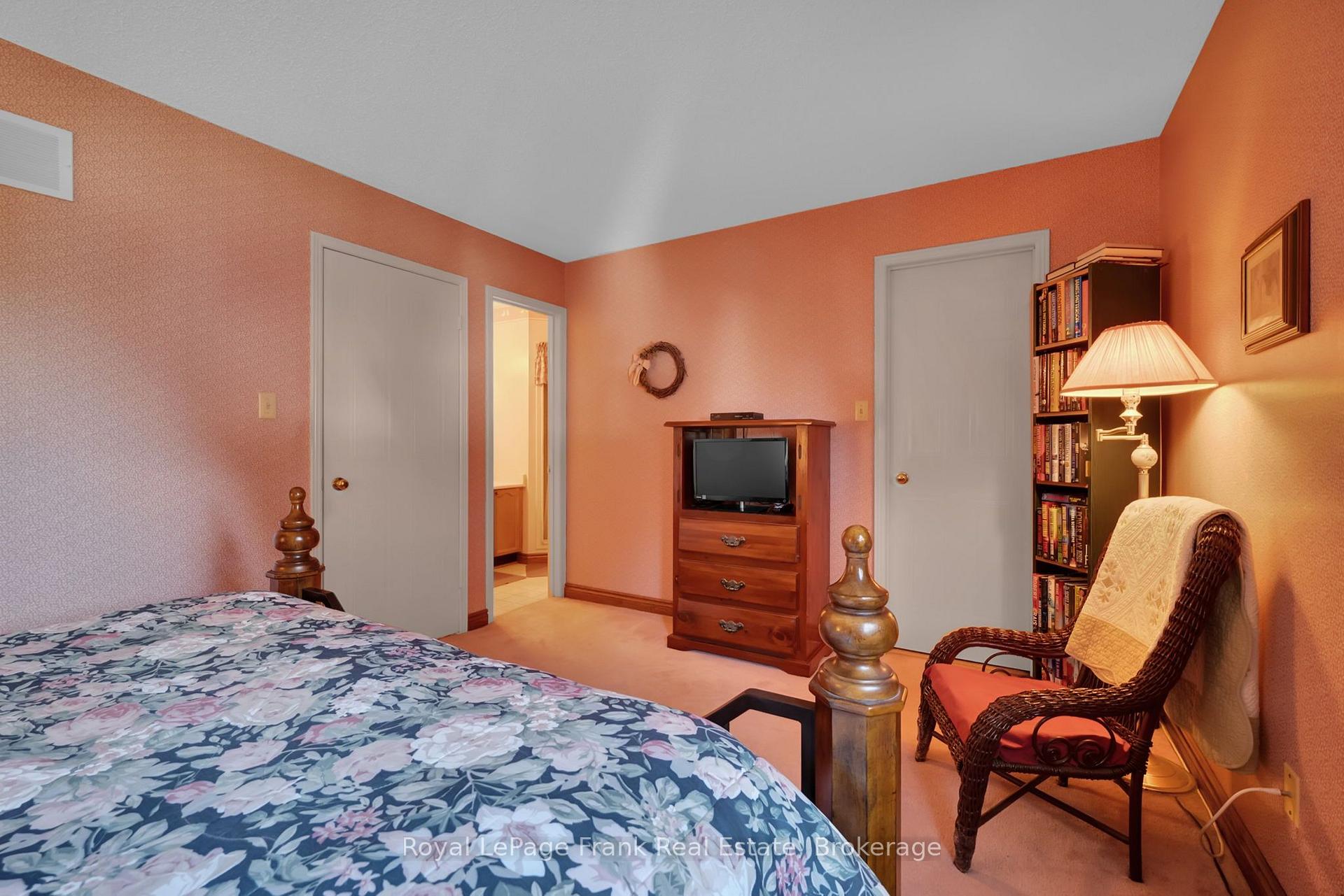 Photo 17 of 35 Burnham Boulevard, Port Hope — HOMEH