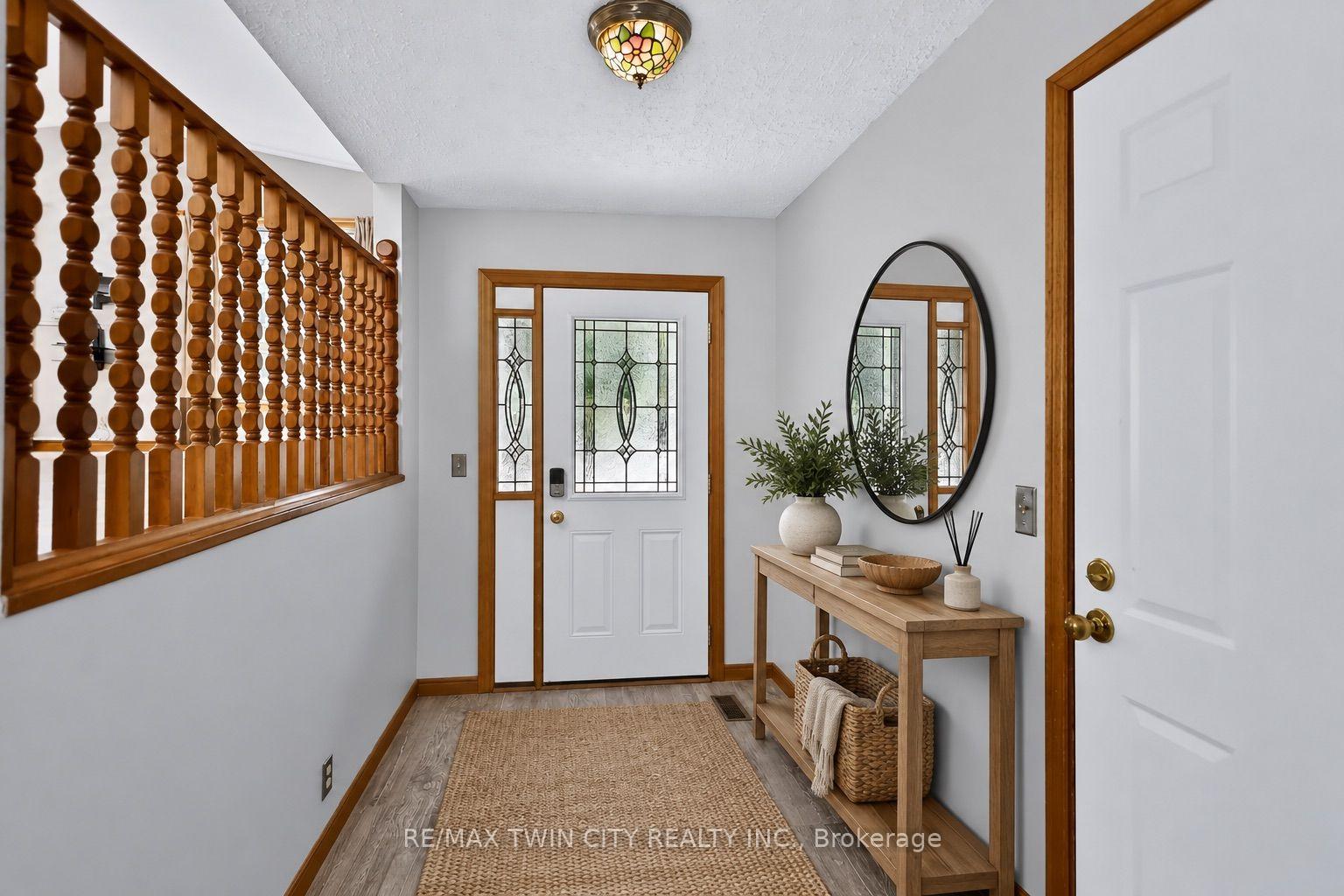 Photo 3 of 79 Hobart Crescent, Brantford, Brantwood Park — HOMEH