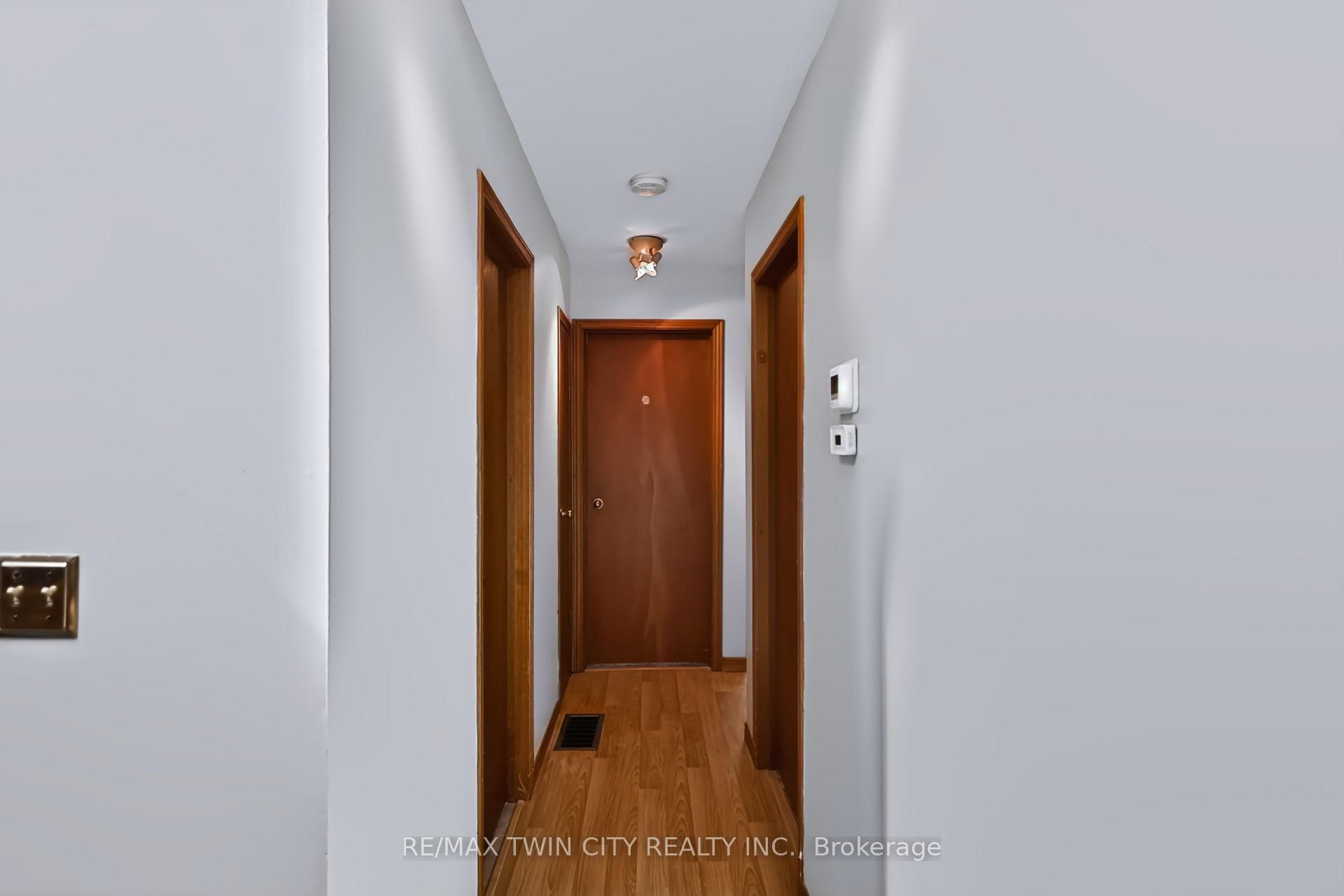 Photo 14 of 79 Hobart Crescent, Brantford, Brantwood Park — HOMEH