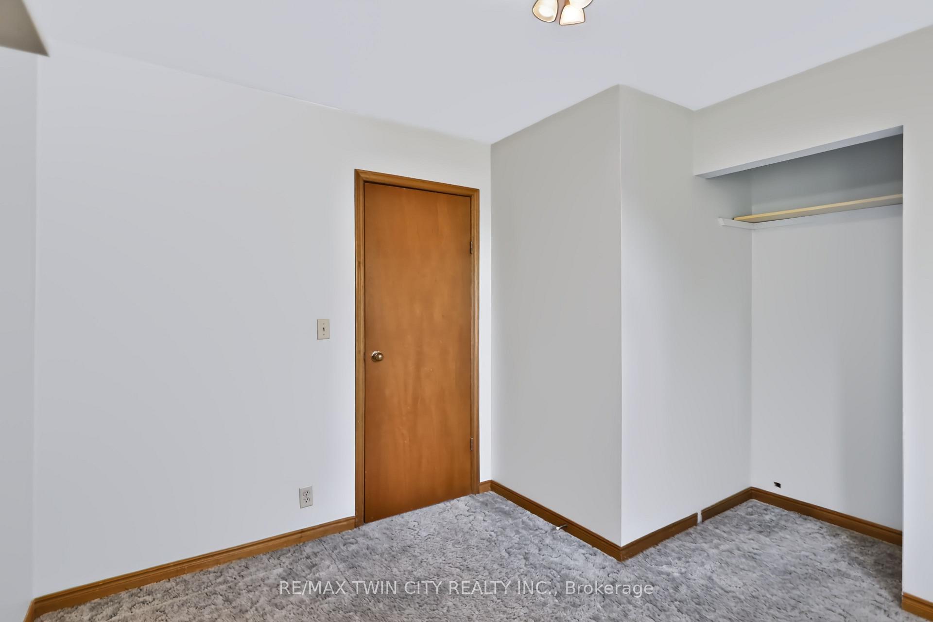 Photo 20 of 79 Hobart Crescent, Brantford, Brantwood Park — HOMEH