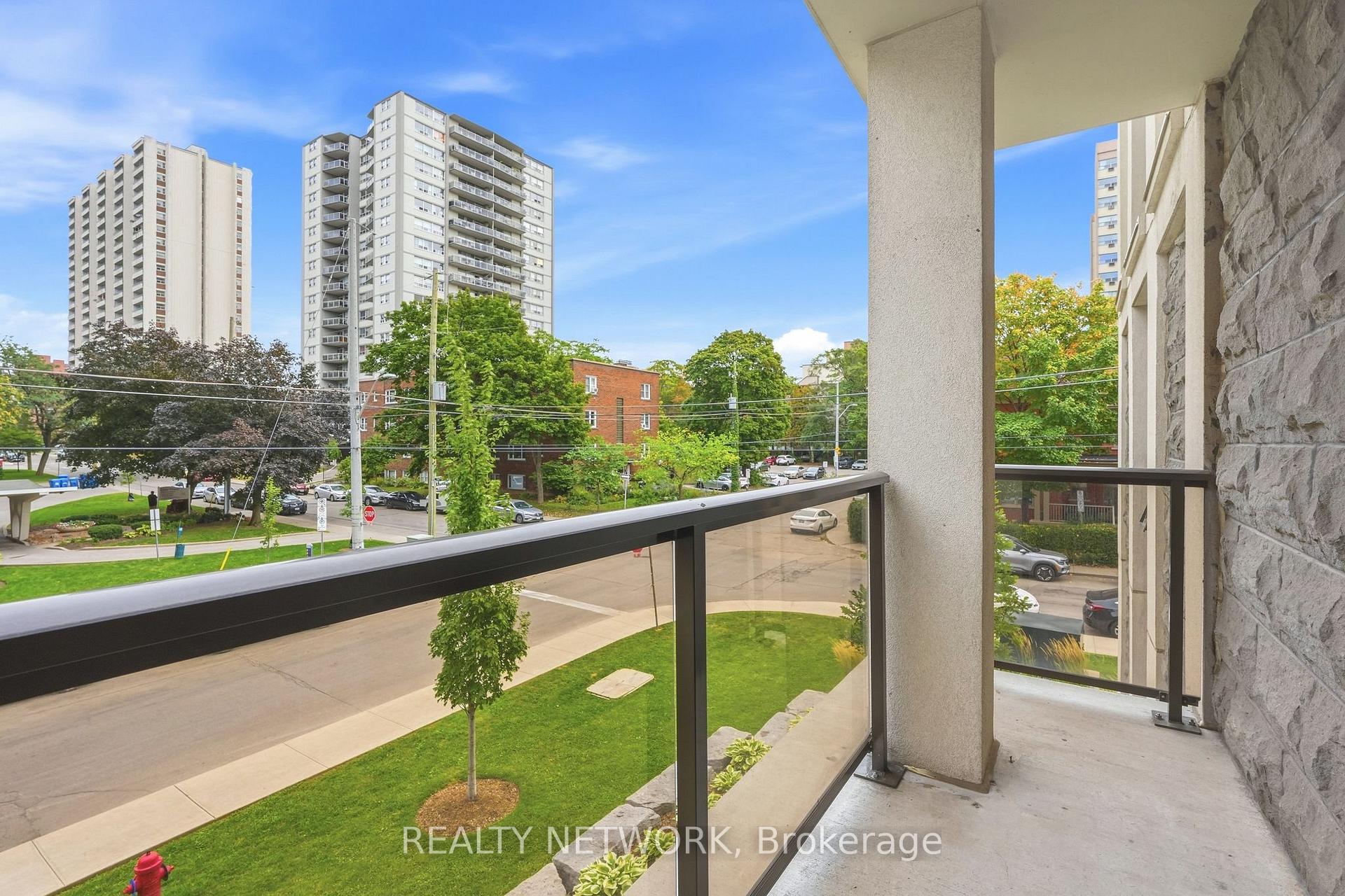 Photo 12 of Unit 205, 81 Robinson Street, Hamilton, Durand — HOMEH