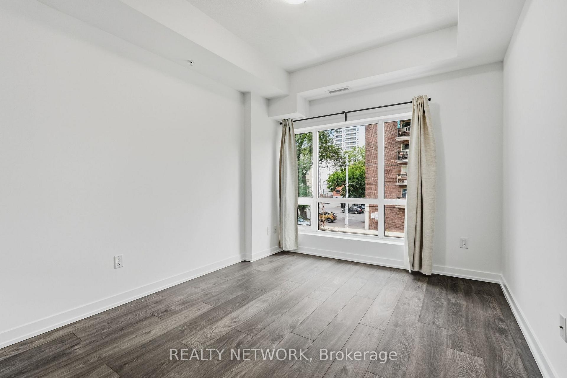 Photo 20 of Unit 205, 81 Robinson Street, Hamilton, Durand — HOMEH