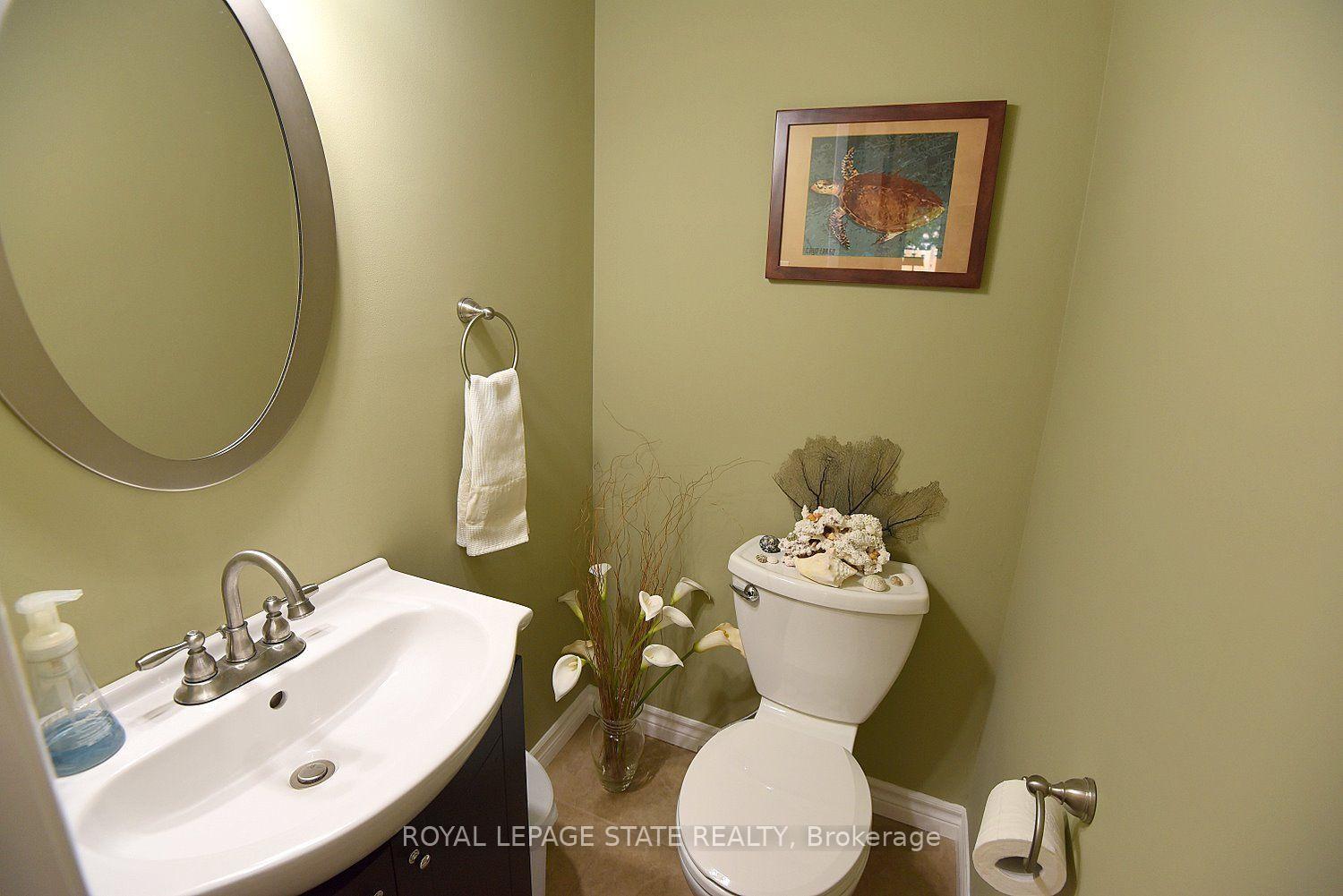 Photo 15 of 18 Claudette Gate, Hamilton, Falkirk — HOMEH