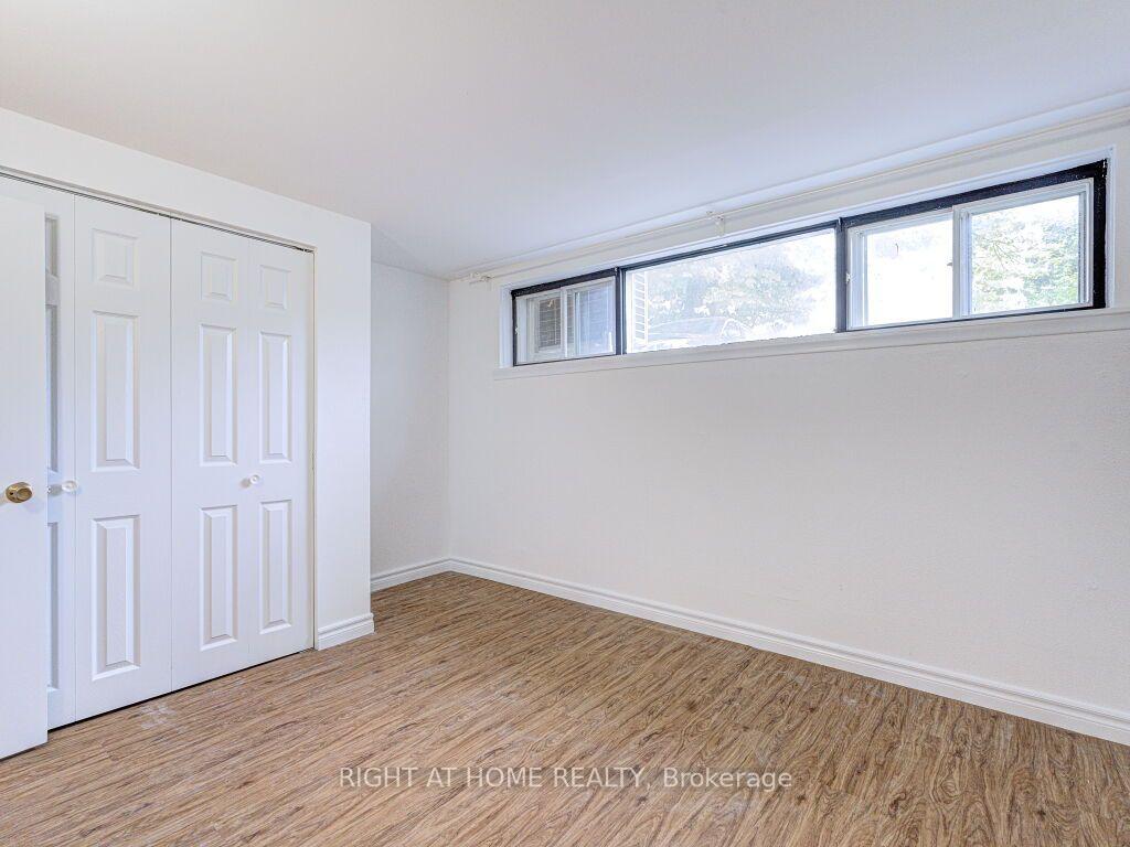 Photo 13 of 341 Rathburn Road, Etobicoke, Islington-City Centre West — HOMEH