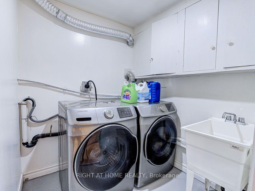 Photo 18 of 341 Rathburn Road, Etobicoke, Islington-City Centre West — HOMEH