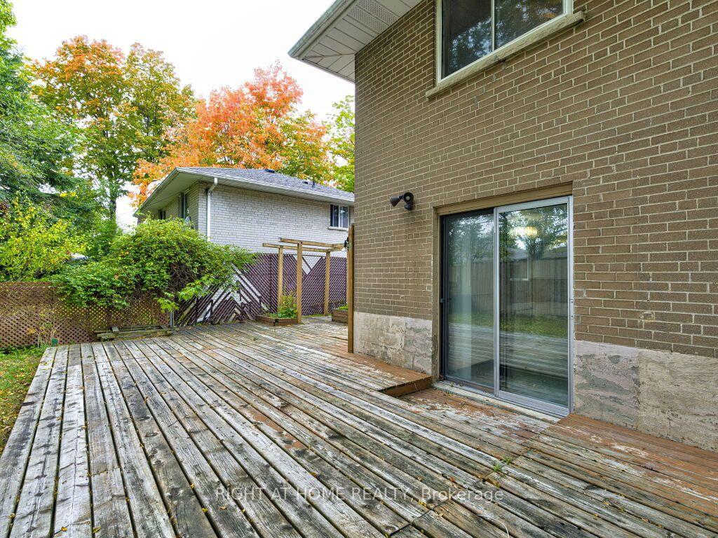 Photo 34 of 341 Rathburn Road, Etobicoke, Islington-City Centre West — HOMEH
