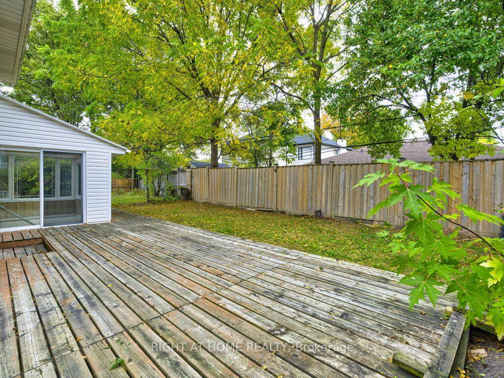 Photo 37 of 341 Rathburn Road, Etobicoke, Islington-City Centre West — HOMEH