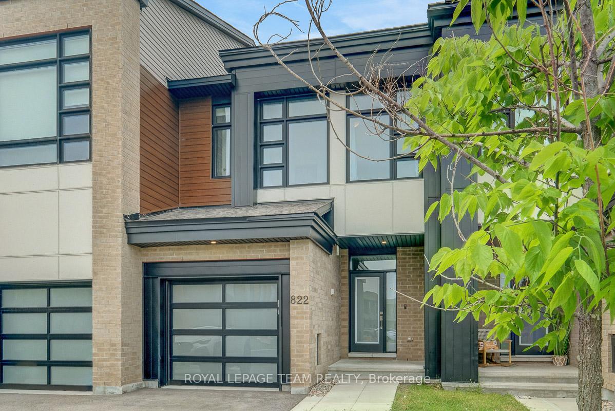 Photo 2 of 822 Chipping Circle, Ottawa, Riverside South/Gloucester Glen — HOMEH
