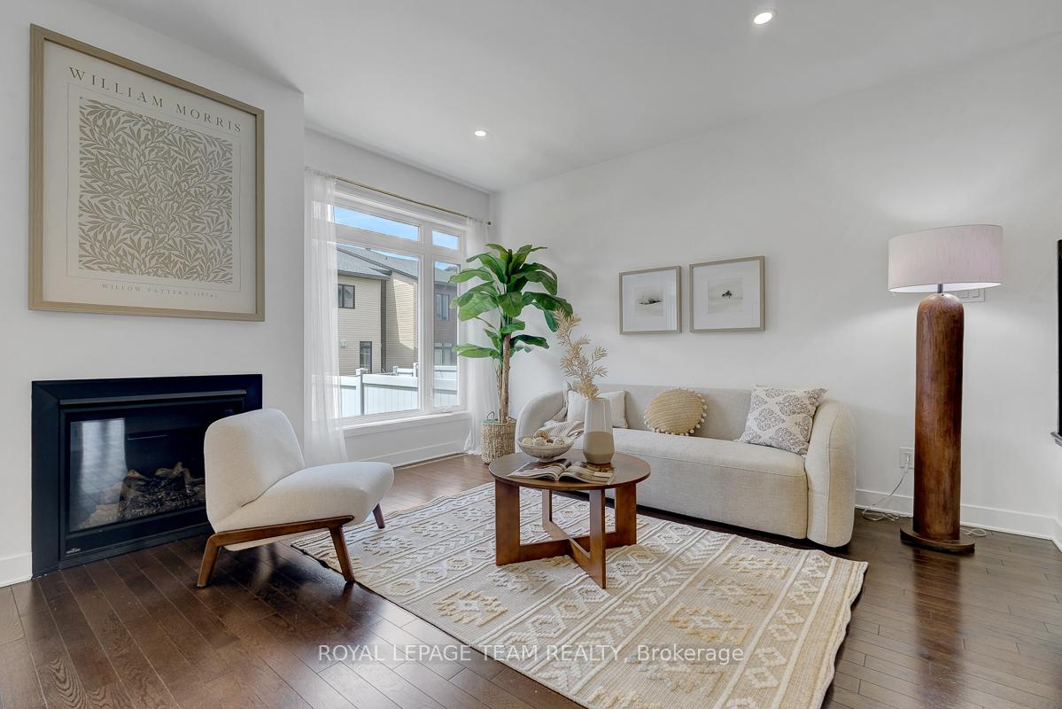 Photo 9 of 822 Chipping Circle, Ottawa, Riverside South/Gloucester Glen — HOMEH