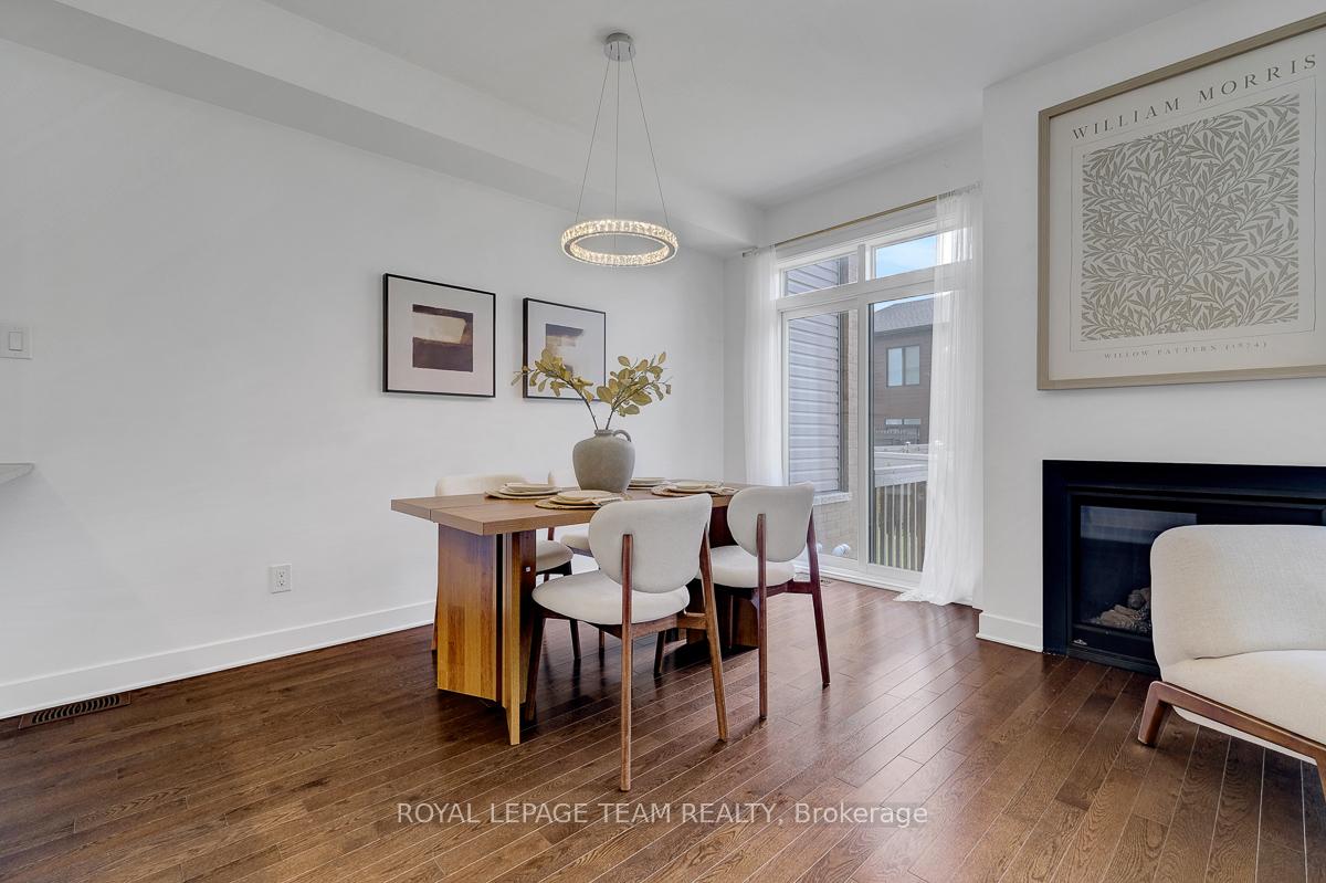 Photo 13 of 822 Chipping Circle, Ottawa, Riverside South/Gloucester Glen — HOMEH