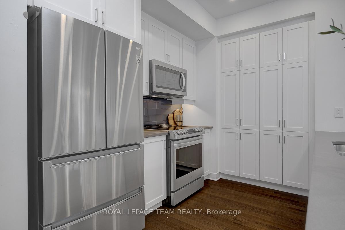 Photo 17 of 822 Chipping Circle, Ottawa, Riverside South/Gloucester Glen — HOMEH