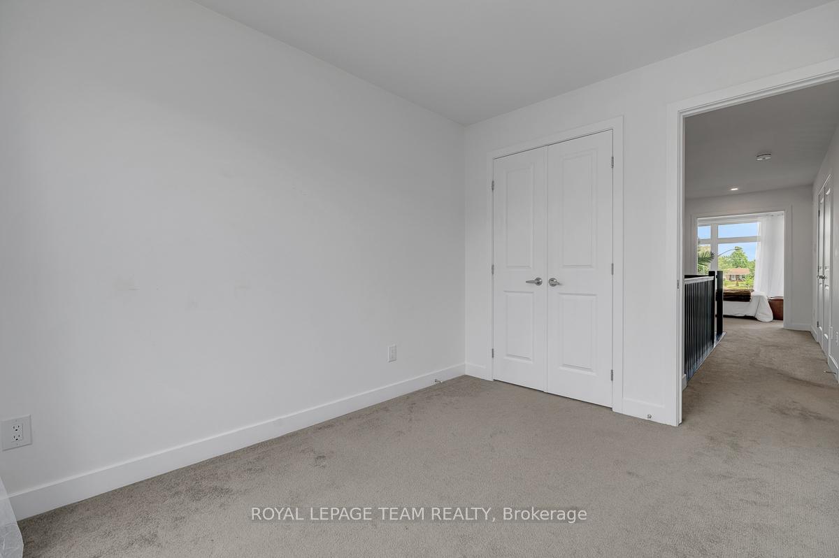 Photo 32 of 822 Chipping Circle, Ottawa, Riverside South/Gloucester Glen — HOMEH