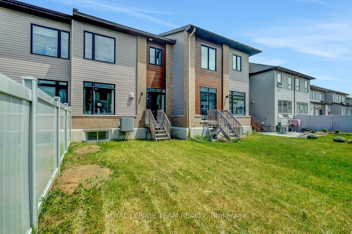 Photo 49 of 822 Chipping Circle, Ottawa, Riverside South/Gloucester Glen — HOMEH