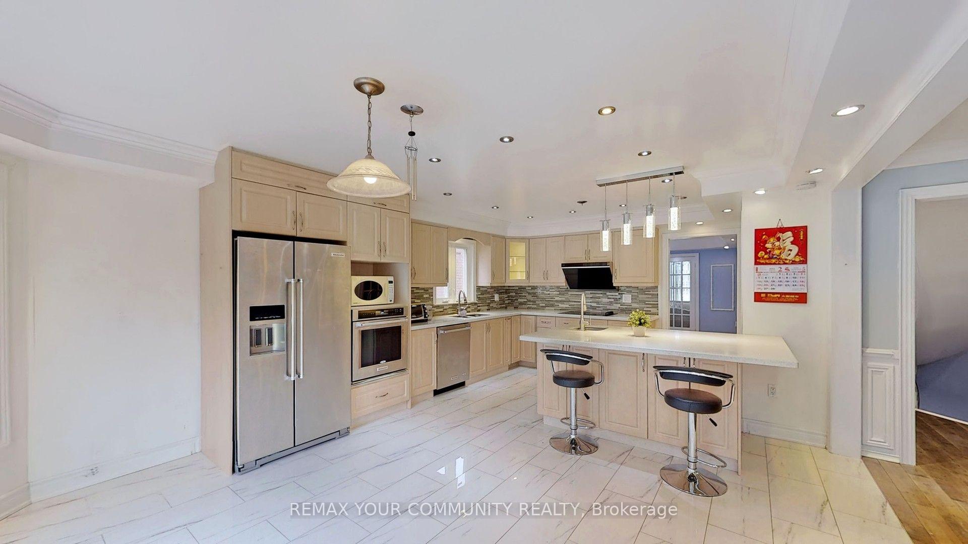 Photo 3 of 20 Rolling Acres Drive, Whitby, Rolling Acres — HOMEH
