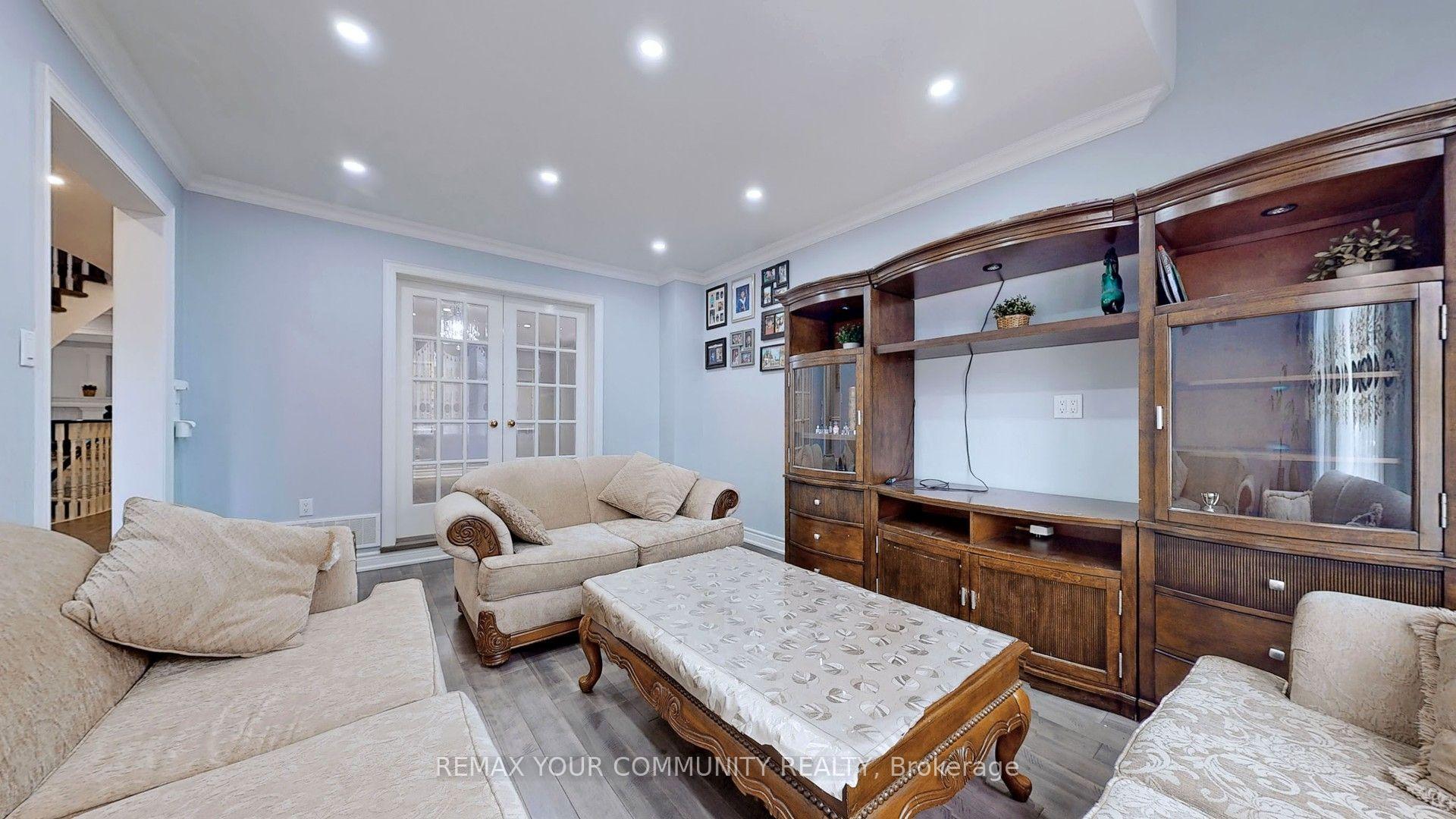 Photo 6 of 20 Rolling Acres Drive, Whitby, Rolling Acres — HOMEH