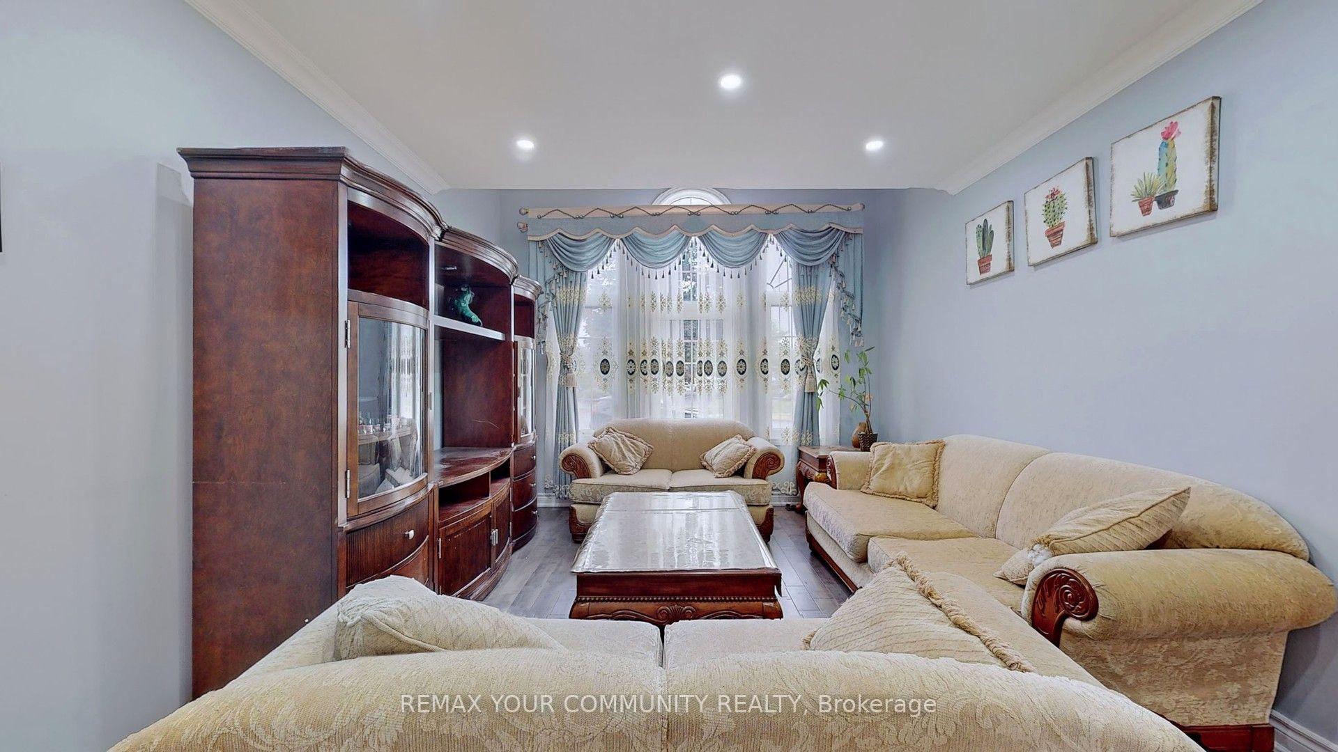 Photo 7 of 20 Rolling Acres Drive, Whitby, Rolling Acres — HOMEH
