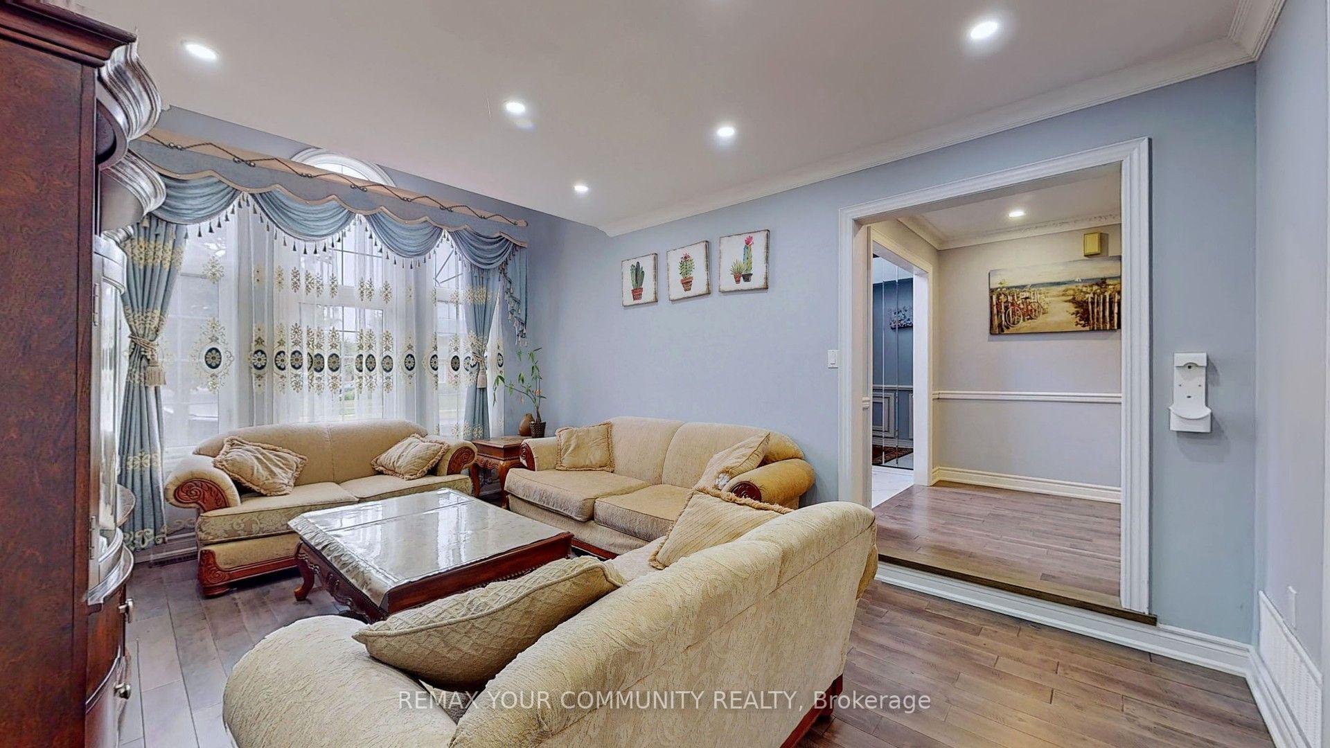 Photo 9 of 20 Rolling Acres Drive, Whitby, Rolling Acres — HOMEH