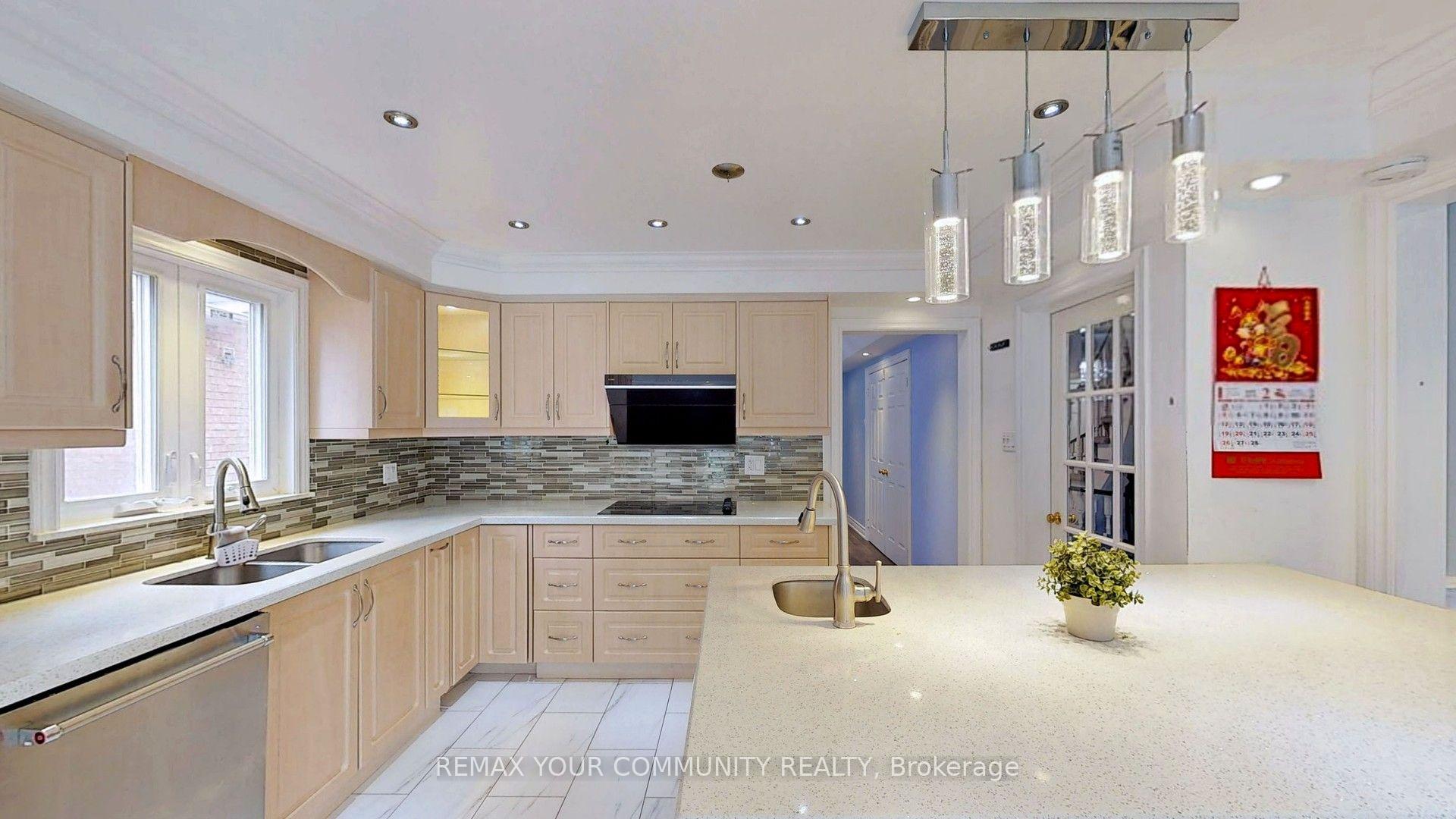 Photo 10 of 20 Rolling Acres Drive, Whitby, Rolling Acres — HOMEH
