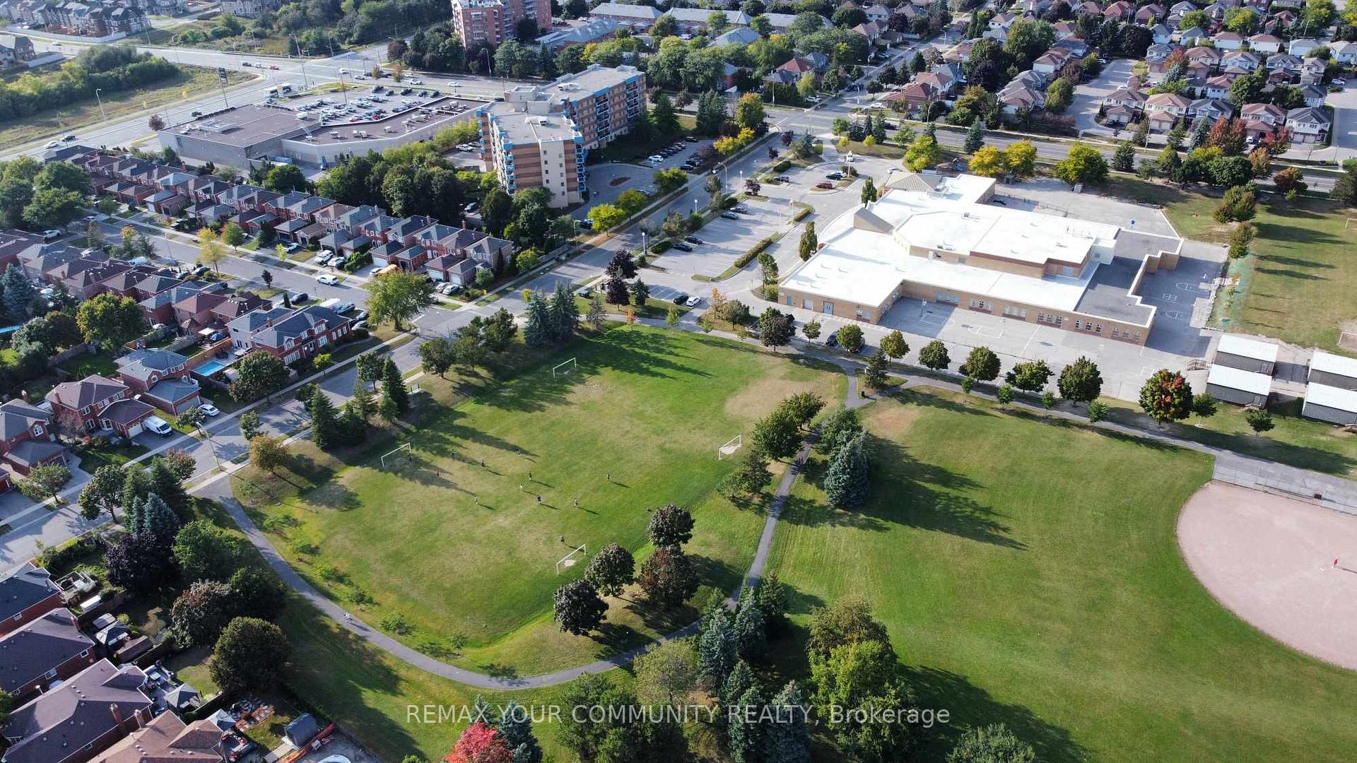 Photo 46 of 20 Rolling Acres Drive, Whitby, Rolling Acres — HOMEH