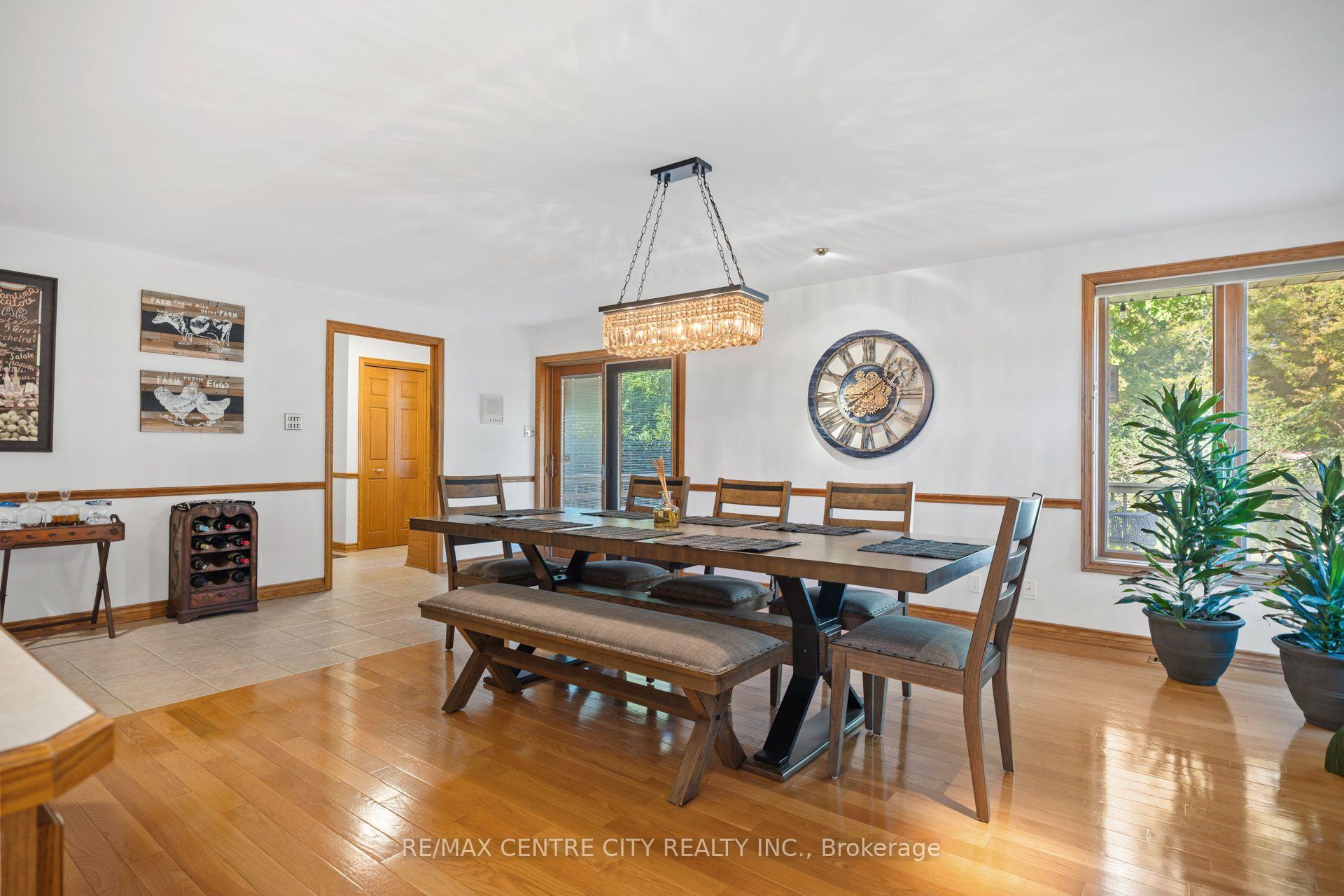 Photo 10 of 324 Carlow Road, Central Elgin, Port Stanley — HOMEH