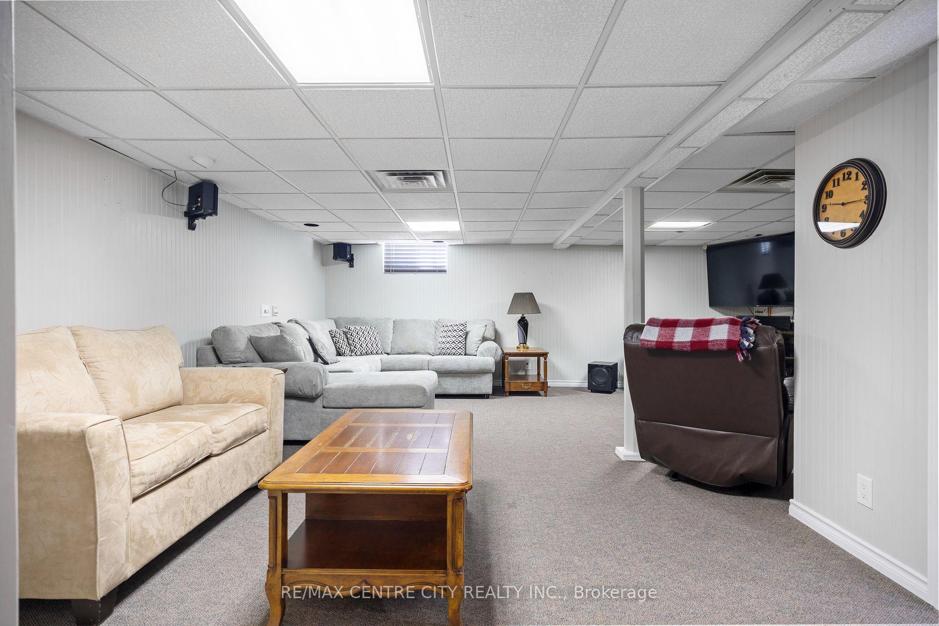 Photo 19 of 324 Carlow Road, Central Elgin, Port Stanley — HOMEH